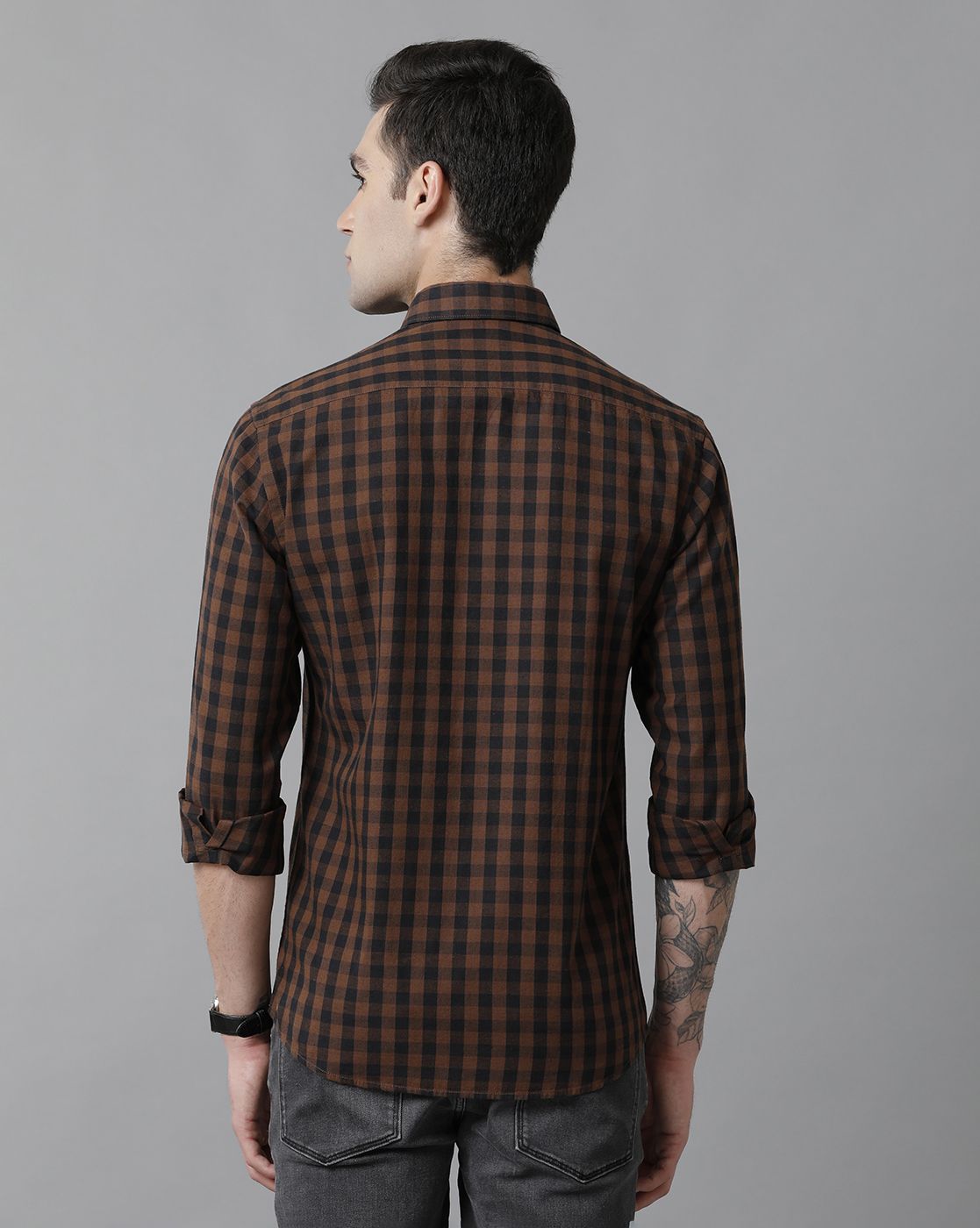 Men's Blended Linen Brown Checked Contemporary Fit Full Sleeve Sleeve Casual Shirt