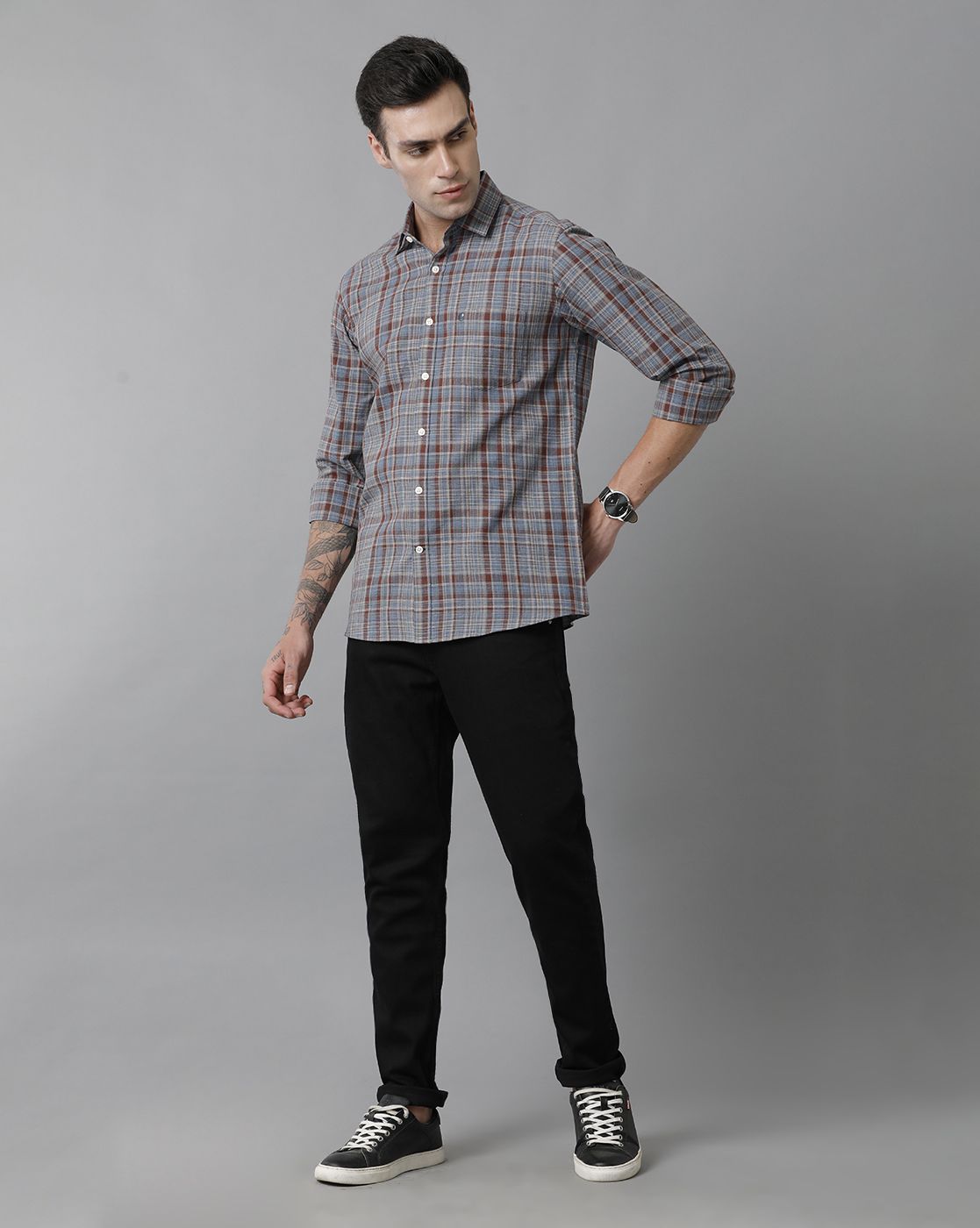 Men's Blended Linen Brown Checked Contemporary Fit Full Sleeve Sleeve Casual Shirt