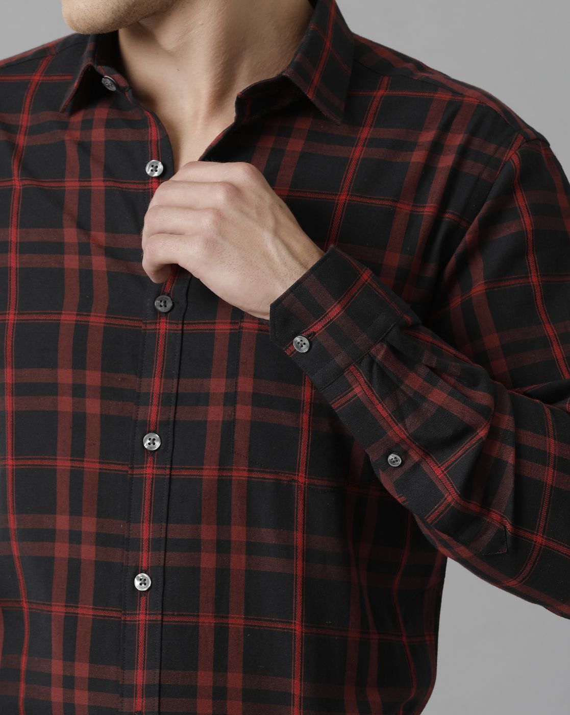 Men's Blended Linen Red Checked Contemporary Fit Full Sleeve Sleeve Casual Shirt