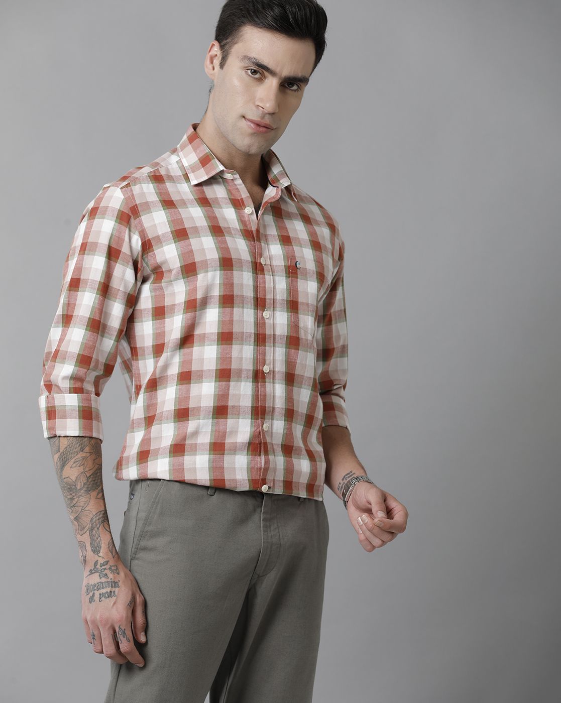 Men's Blended Linen Red Checked Contemporary Fit Full Sleeve Sleeve Casual Shirt