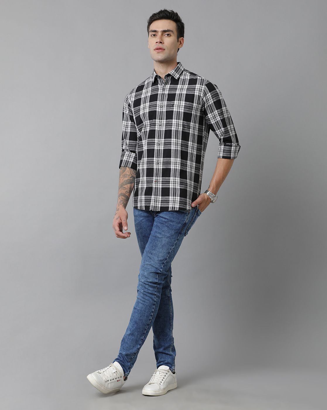 Men's Blended Linen Black Checked Contemporary Fit Full Sleeve Sleeve Casual Shirt