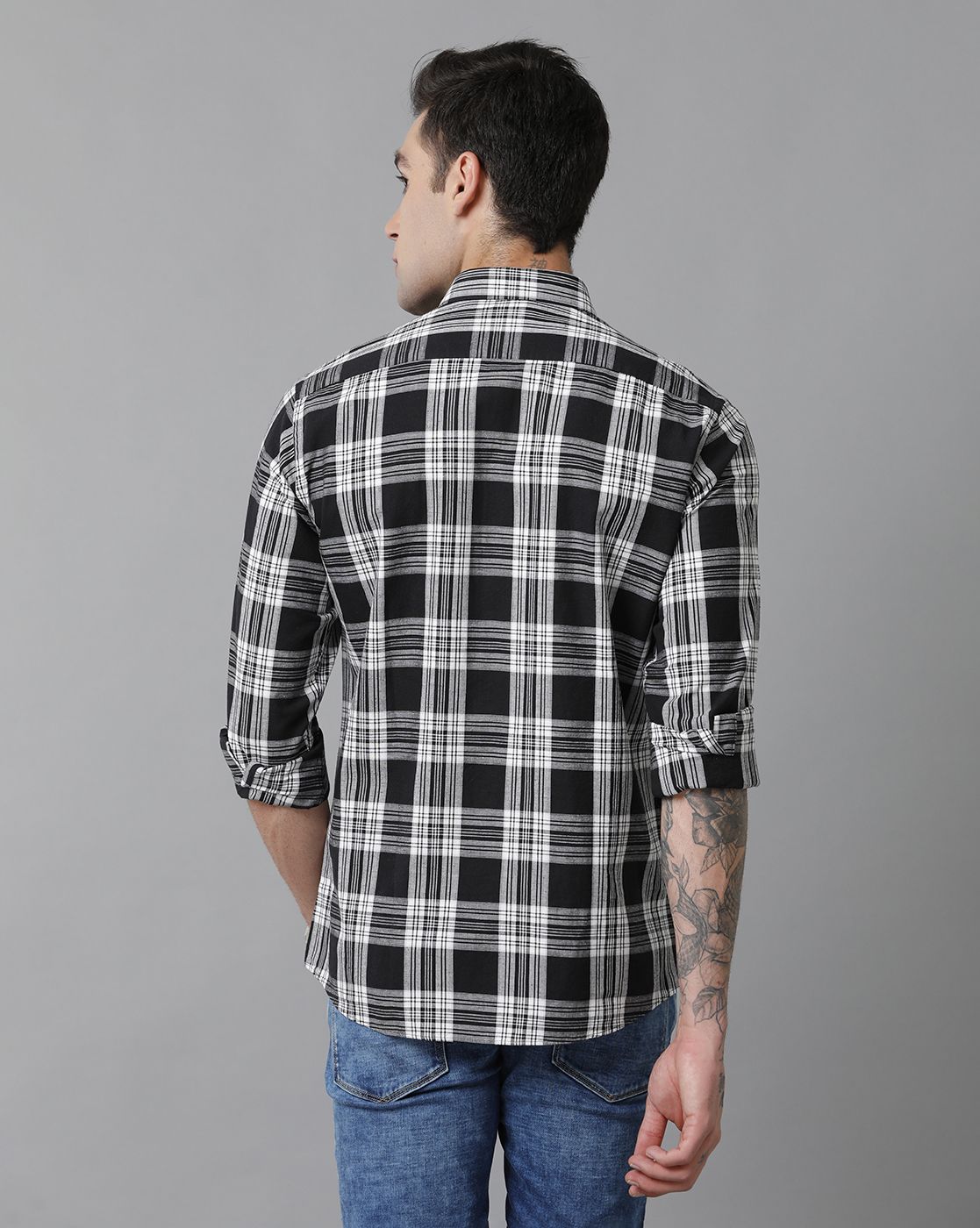 Men's Blended Linen Black Checked Contemporary Fit Full Sleeve Sleeve Casual Shirt