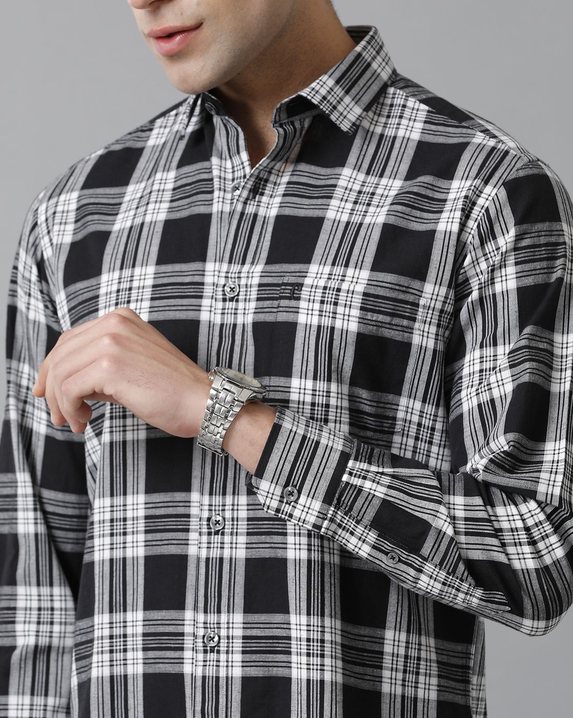 Men's Blended Linen Black Checked Contemporary Fit Full Sleeve Sleeve Casual Shirt