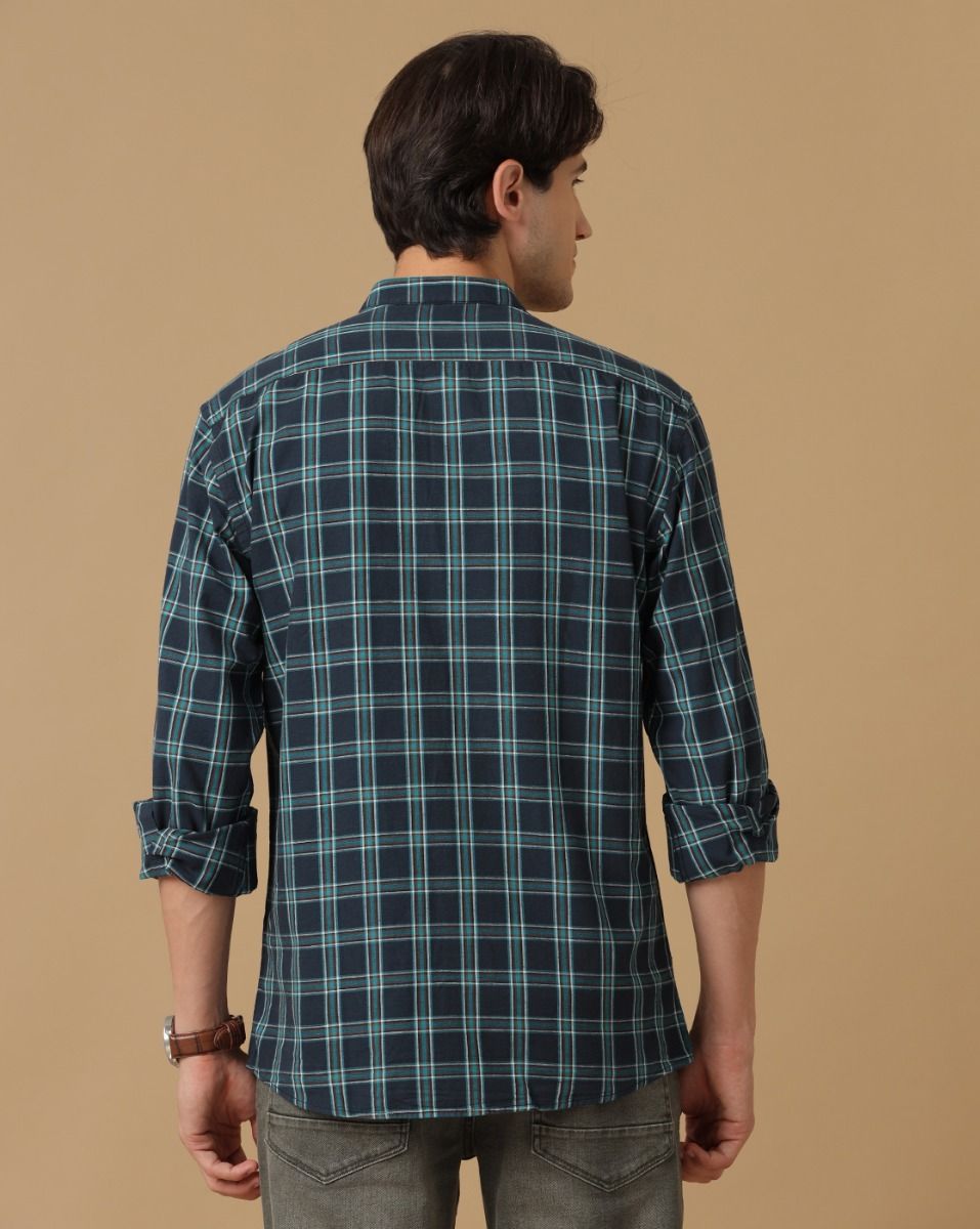 Men's Blended Linen Blue Checked Contemporary Fit Full Sleeve Sleeve Casual Shirt