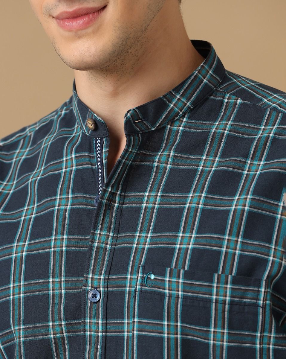 Men's Blended Linen Blue Checked Contemporary Fit Full Sleeve Sleeve Casual Shirt