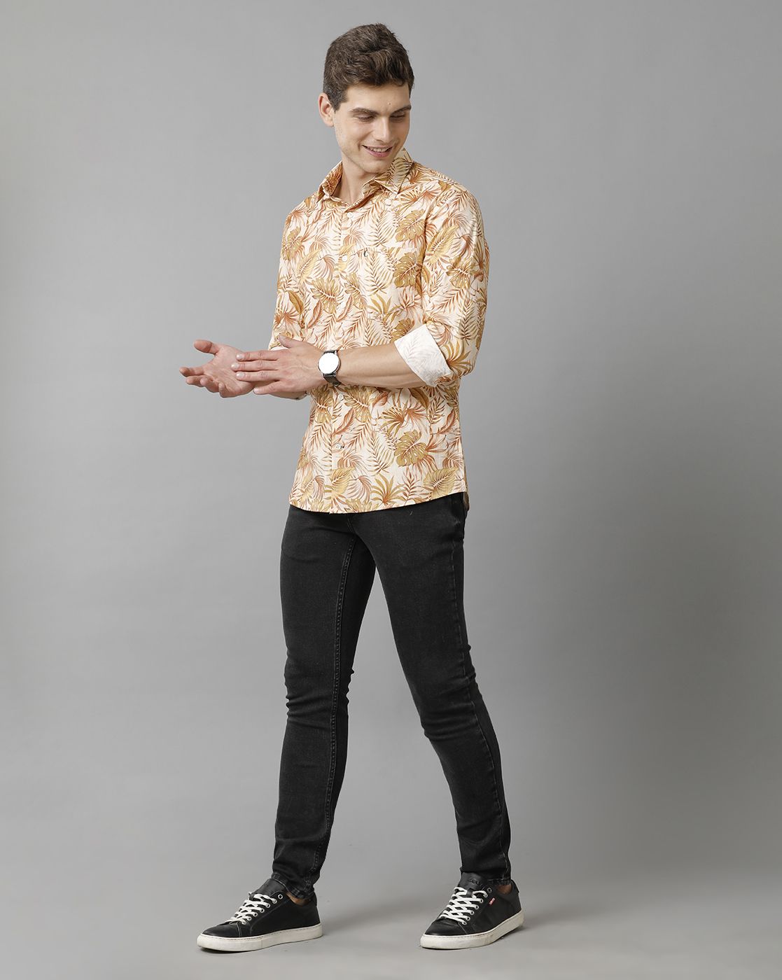 Men's Blended Linen Multicolor Printed Contemporary Fit Full Sleeve Sleeve Casual Shirt