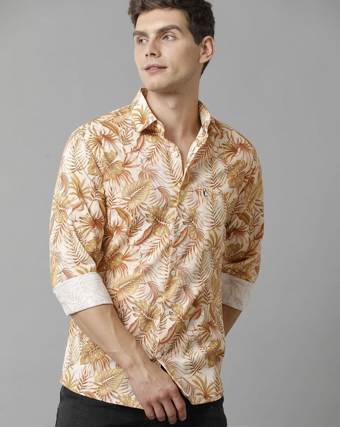 Men's Blended Linen Multicolor Printed Contemporary Fit Full Sleeve Sleeve Casual Shirt