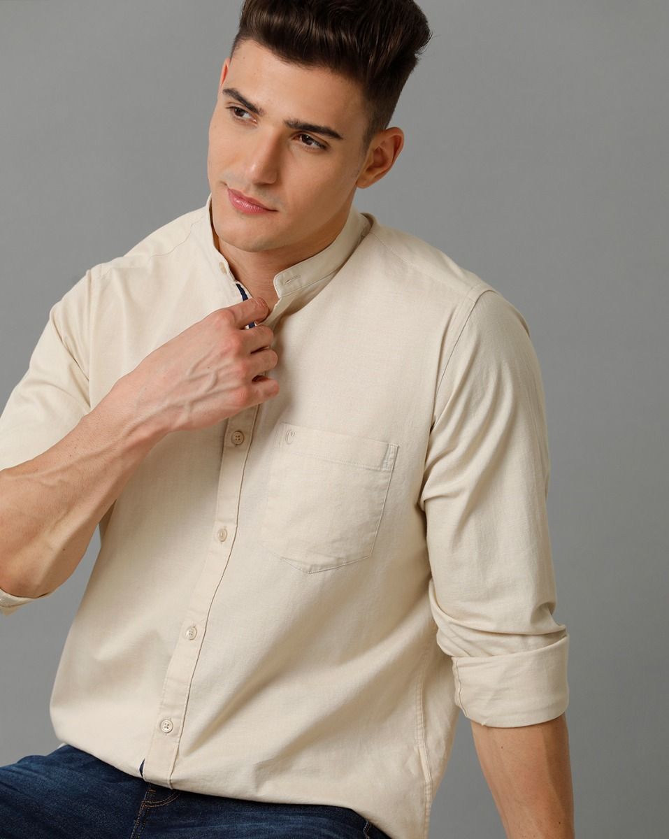 Men's Blended Linen Beige Solid Contemporary Fit Full Sleeve Sleeve Casual Shirt