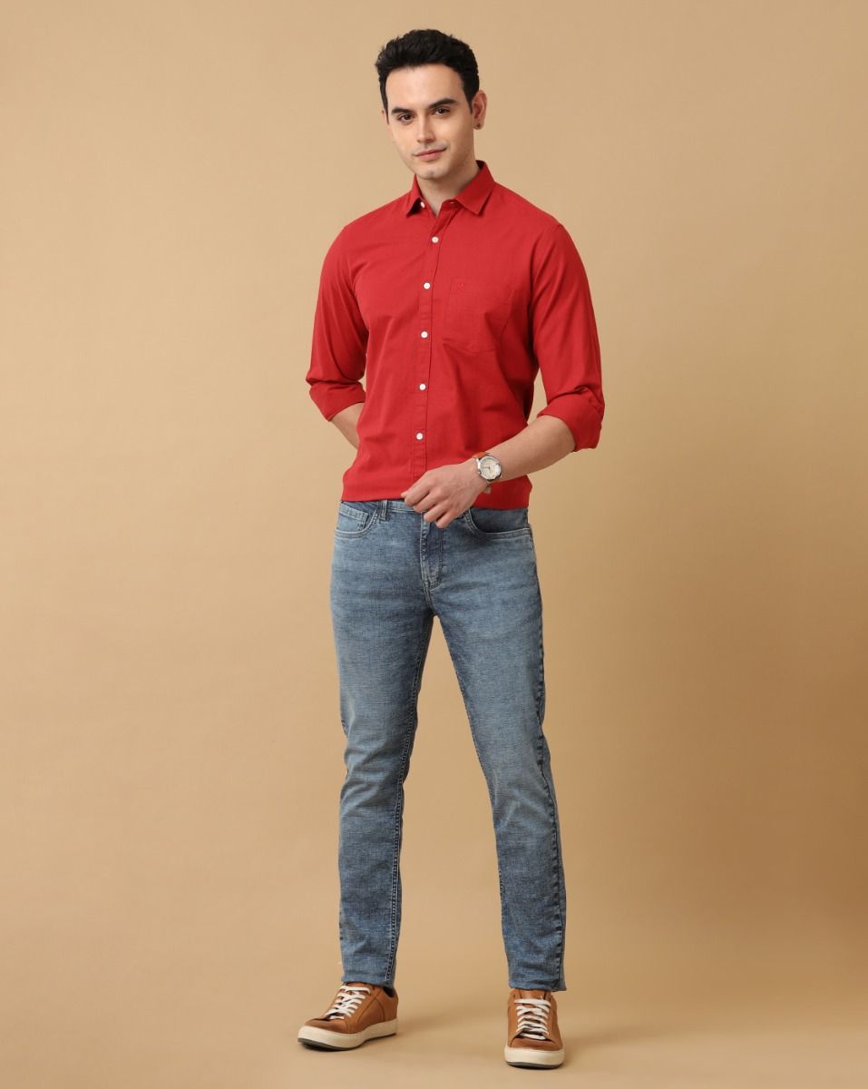 Men's Blended Linen Red Solid Contemporary Fit Full Sleeve Sleeve Casual Shirt