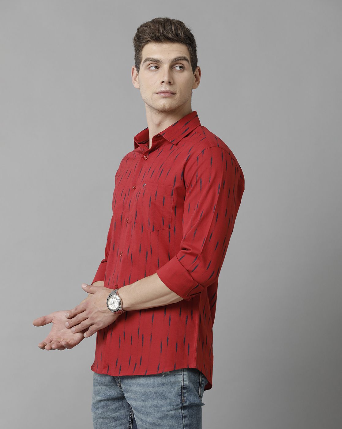 Men's Blended Linen Red Printed Contemporary Fit Full Sleeve Sleeve Casual Shirt