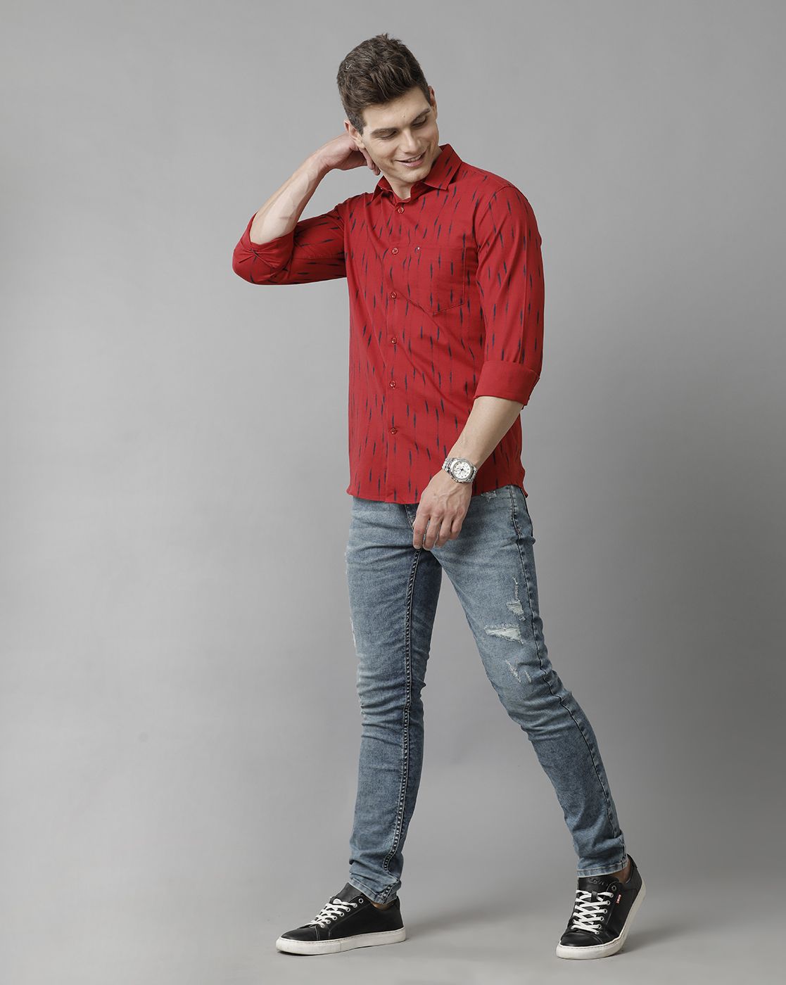 Men's Blended Linen Red Printed Contemporary Fit Full Sleeve Sleeve Casual Shirt