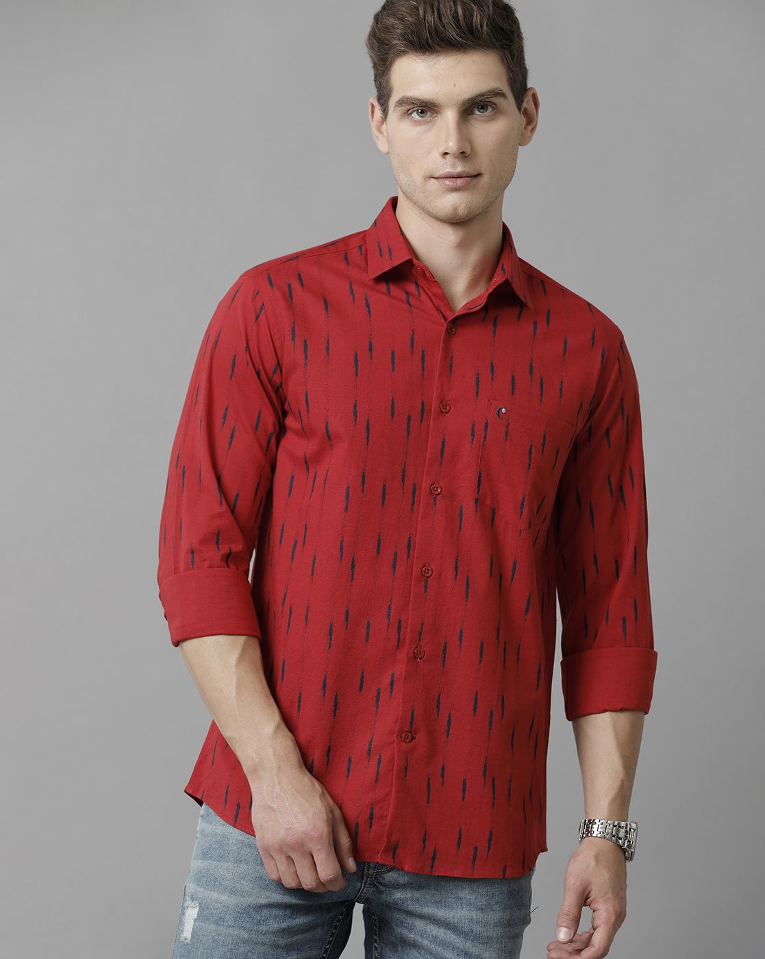 Men's Blended Linen Red Printed Contemporary Fit Full Sleeve Sleeve Casual Shirt