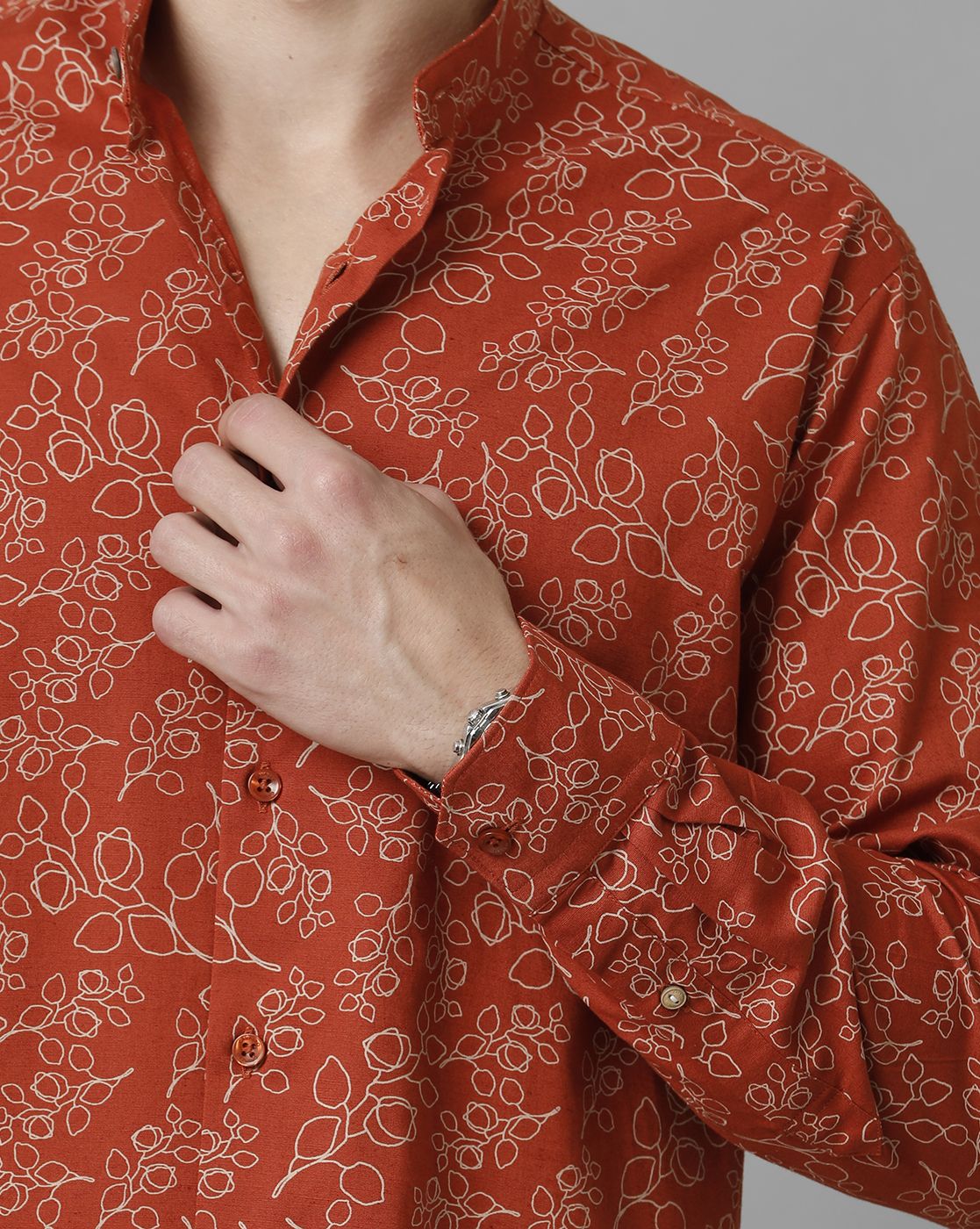 Men's Blended Linen Red Printed Contemporary Fit Full Sleeve Sleeve Casual Shirt