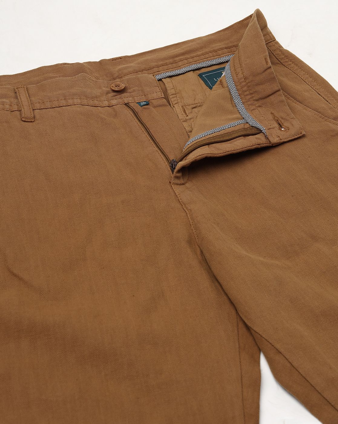 Linen Club Studio Men's Linen Brown Solid Slim Fit Shorts