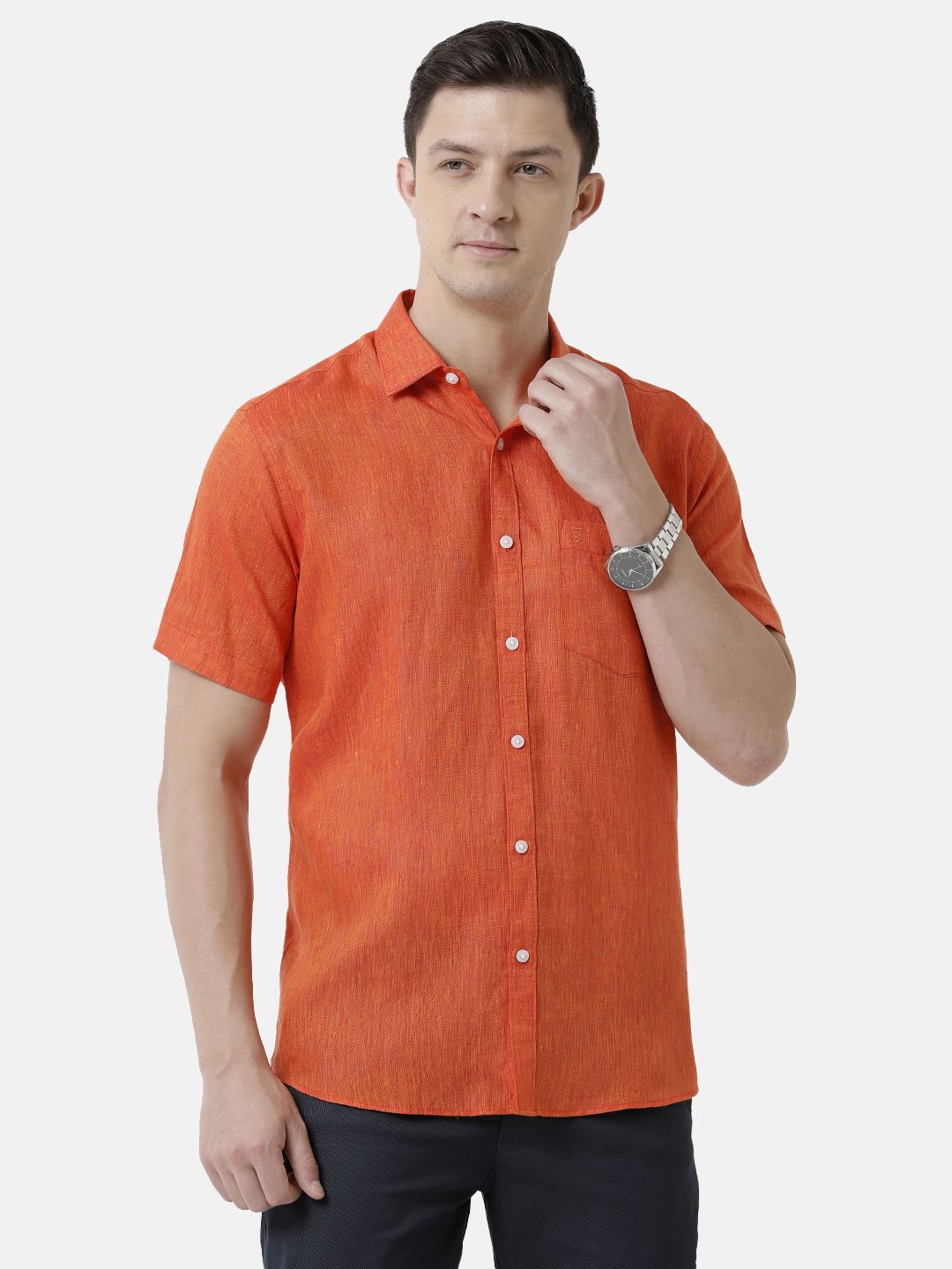 Men's Pure Linen Red Solid Contemporary Fit Half Sleeve Sleeve Casual Shirt