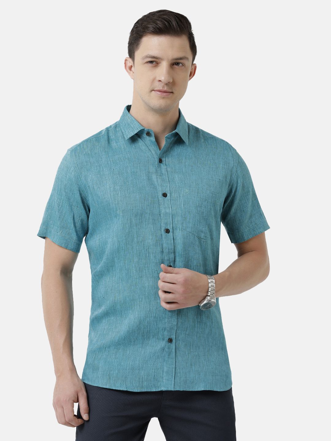 Men's Pure Linen Turquoise Blue Solid Contemporary Fit Half Sleeve Sleeve Casual Shirt