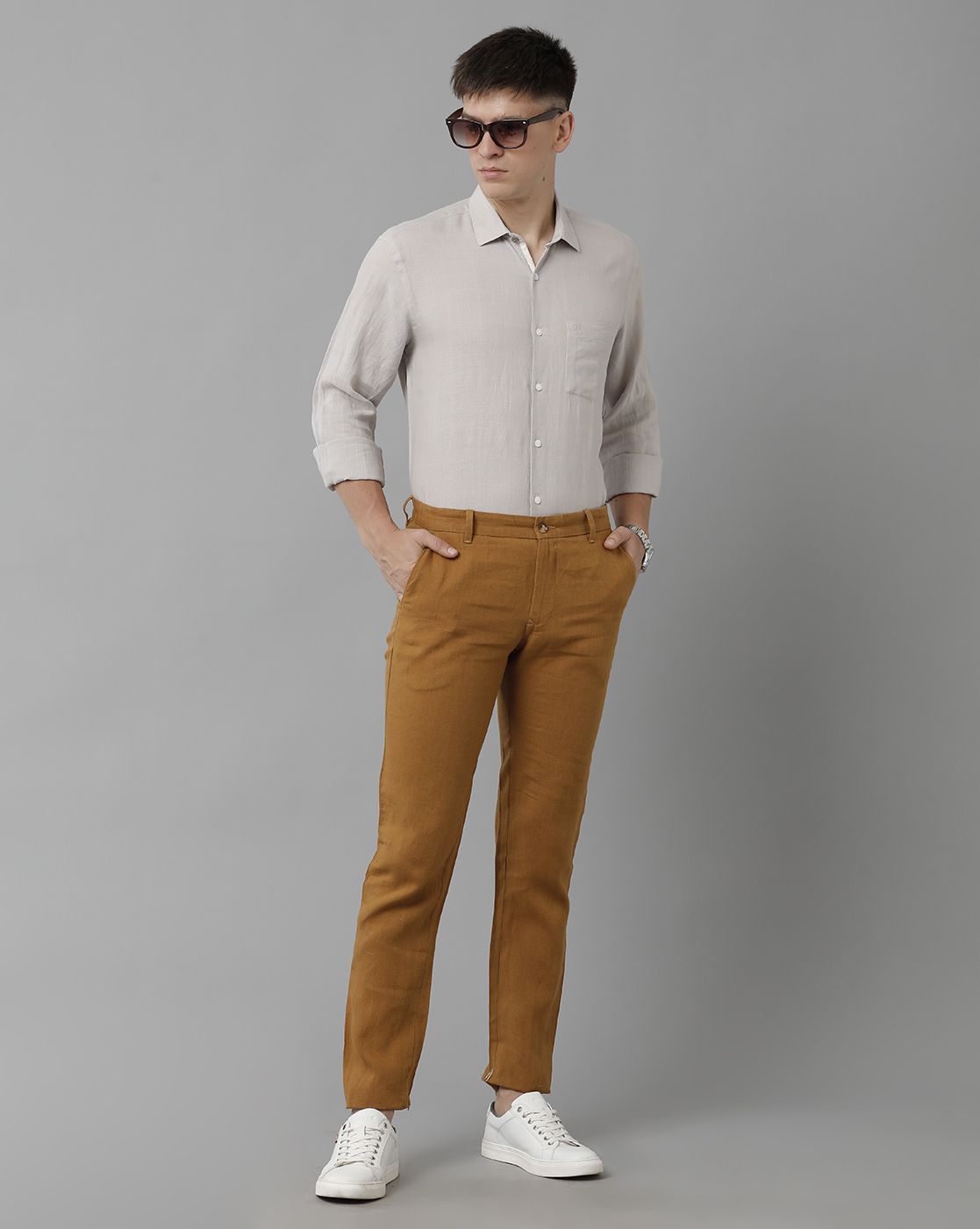 Linen Club Studio Men's Linen Brown Solid Mid-Rise Slim Fit Trouser