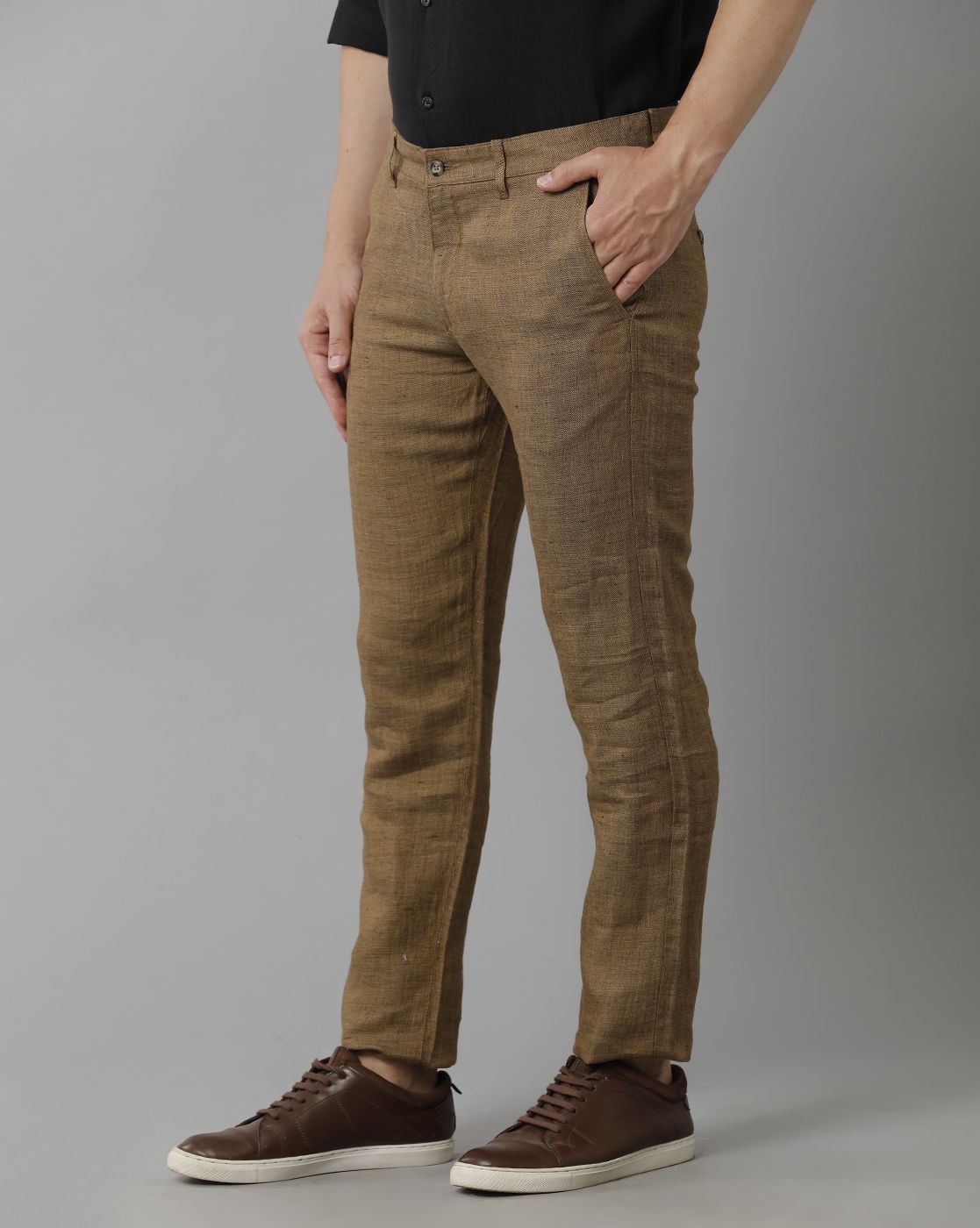 Linen Club Studio Men's Linen Brown Solid Mid-Rise Slim Fit Trouser