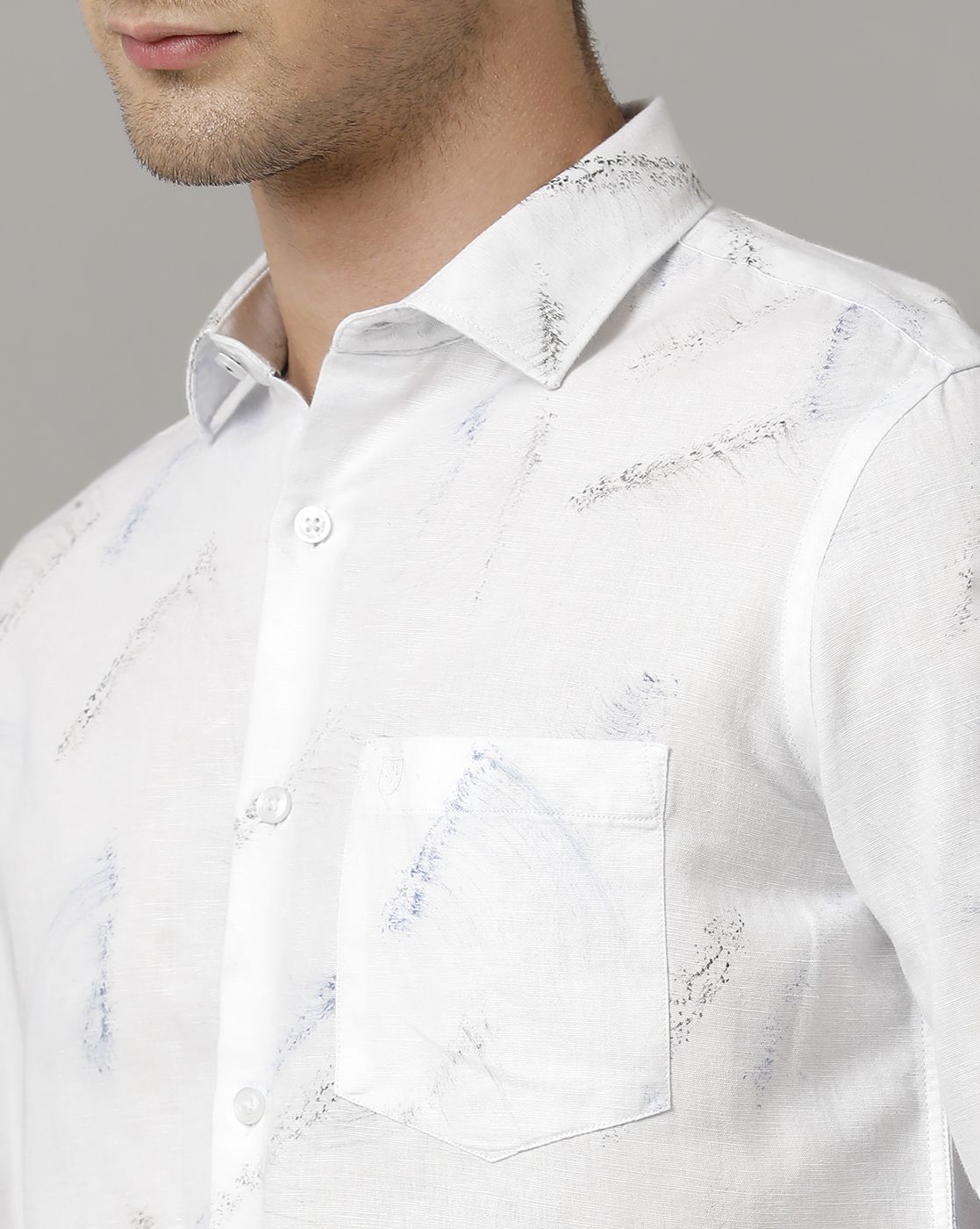 Men's Linen Rich White Printed Contemporary Fit Full Sleeve Sleeve Casual Shirt