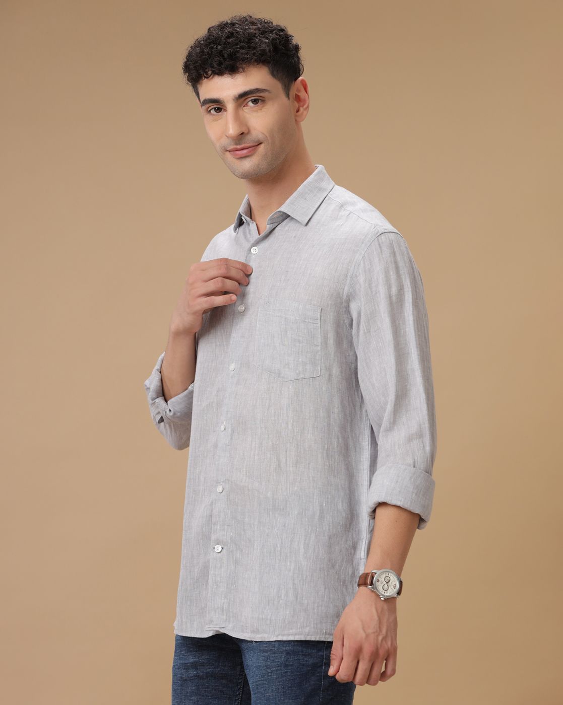 Men's Pure Linen Grey Solid Contemporary Fit Full Sleeve Casual Shirt