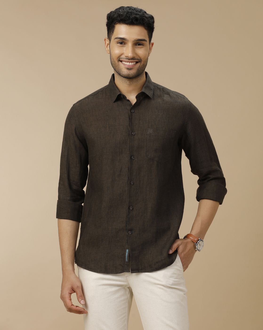 Men's Pure Linen Brown Solid Contemporary Fit Full Sleeve Casual Shirt