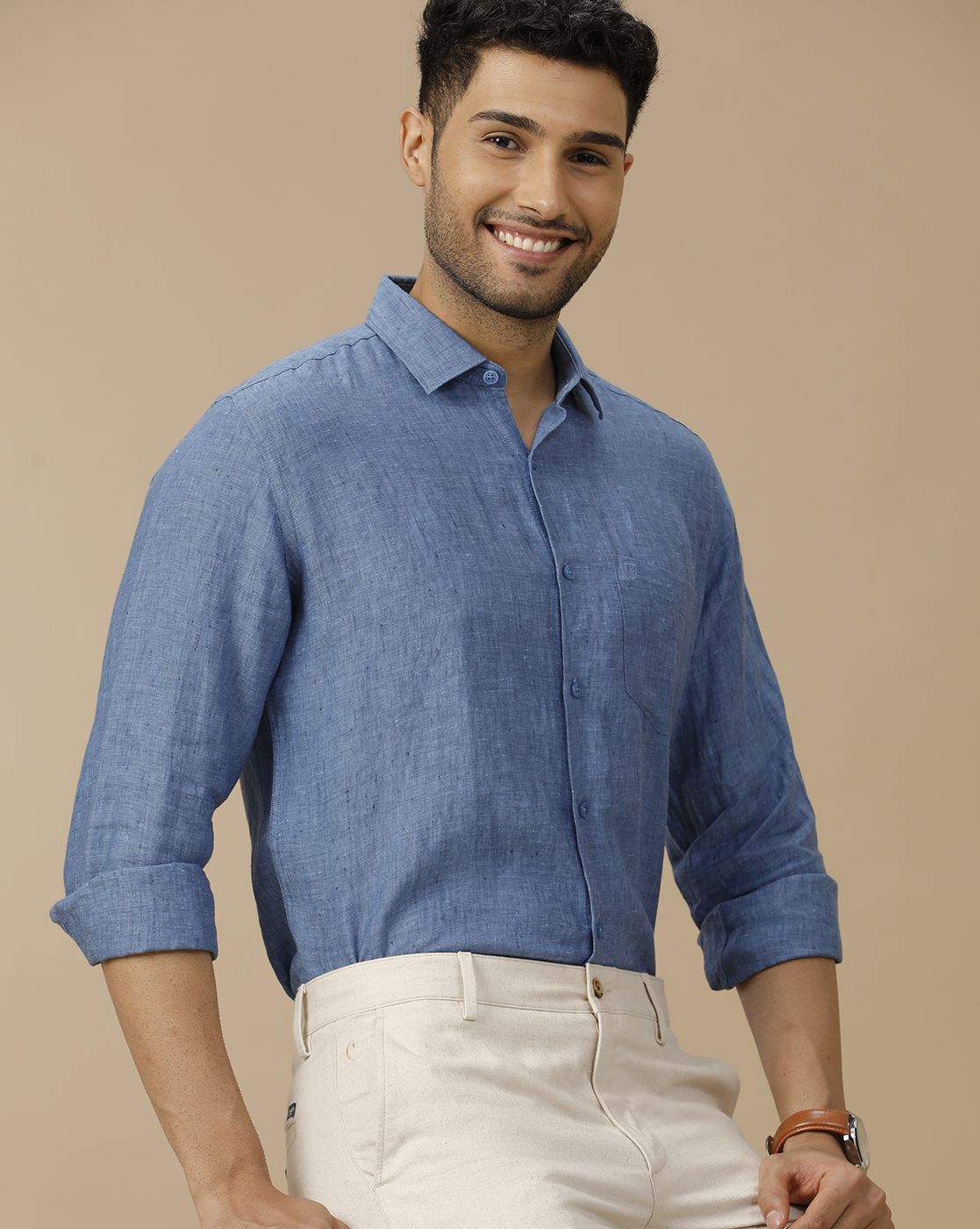 Men's Pure Linen Blue Solid Contemporary Fit Full Sleeve Casual Shirt