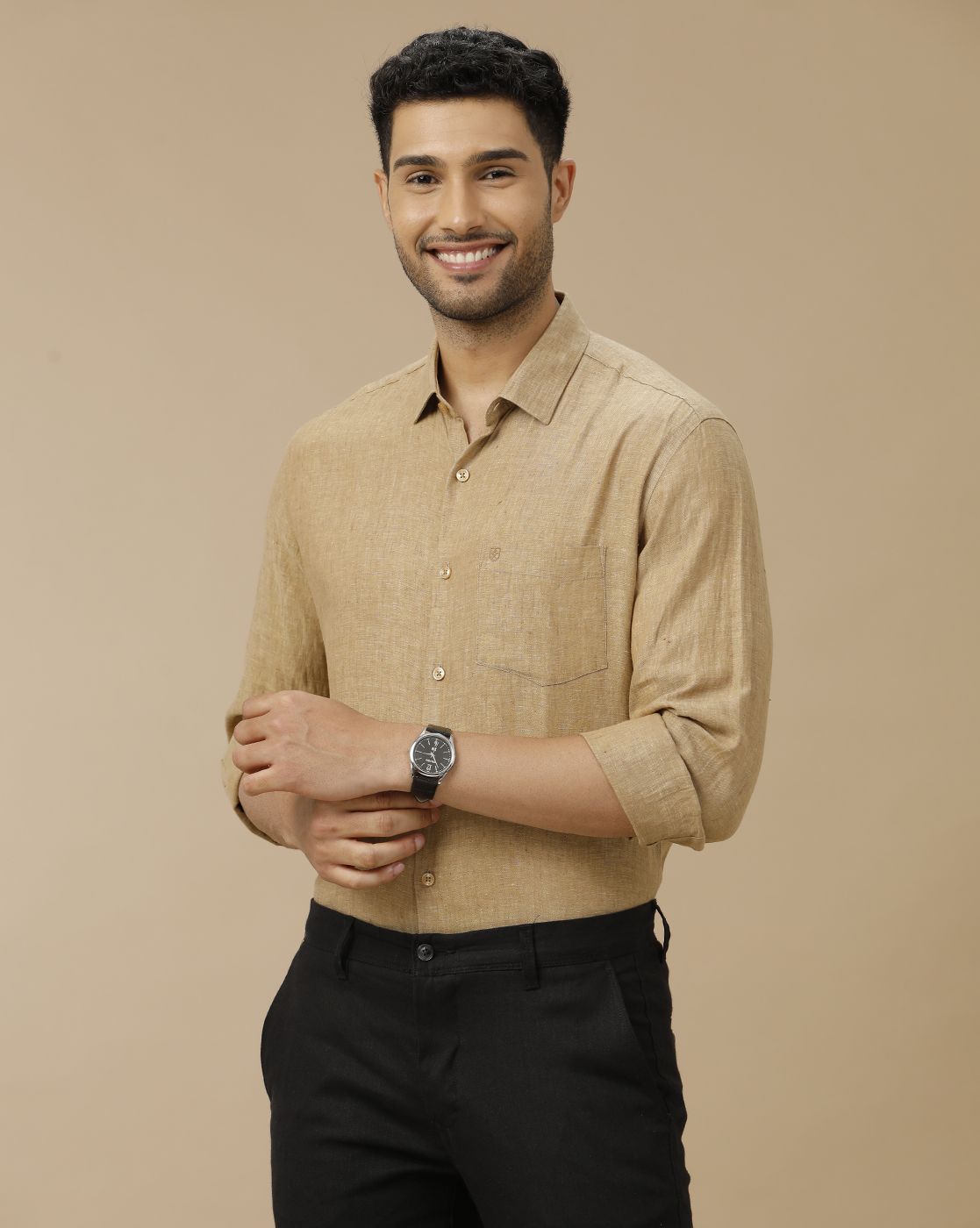 Men's Pure Linen Brown Solid Contemporary Fit Full Sleeve Casual Shirt