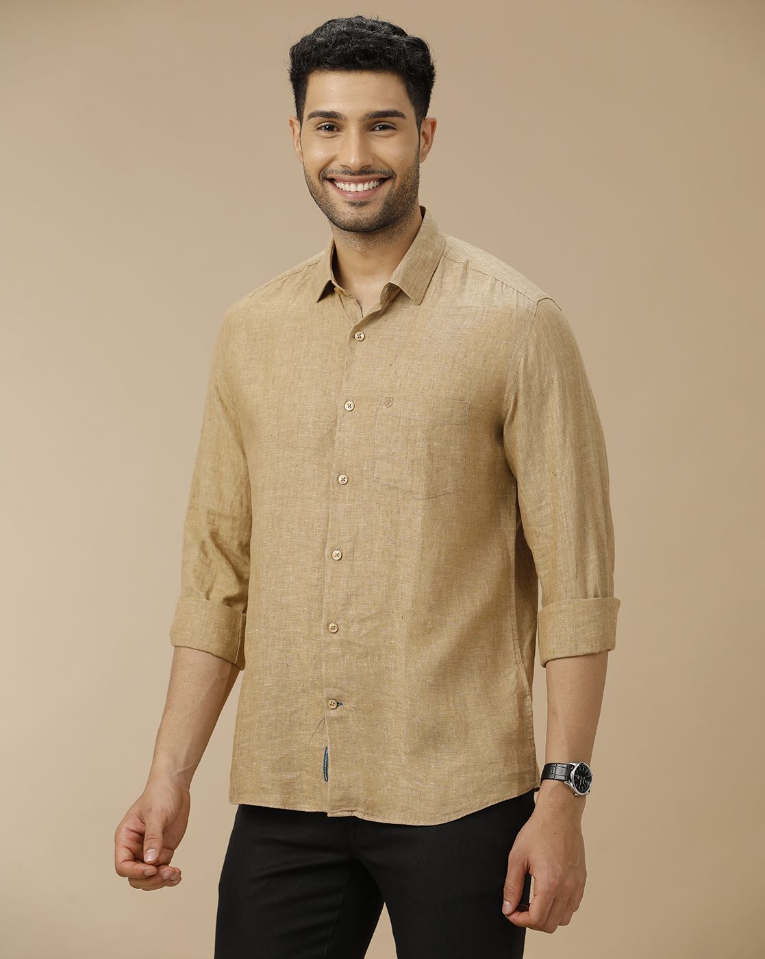 Men's Pure Linen Brown Solid Contemporary Fit Full Sleeve Casual Shirt