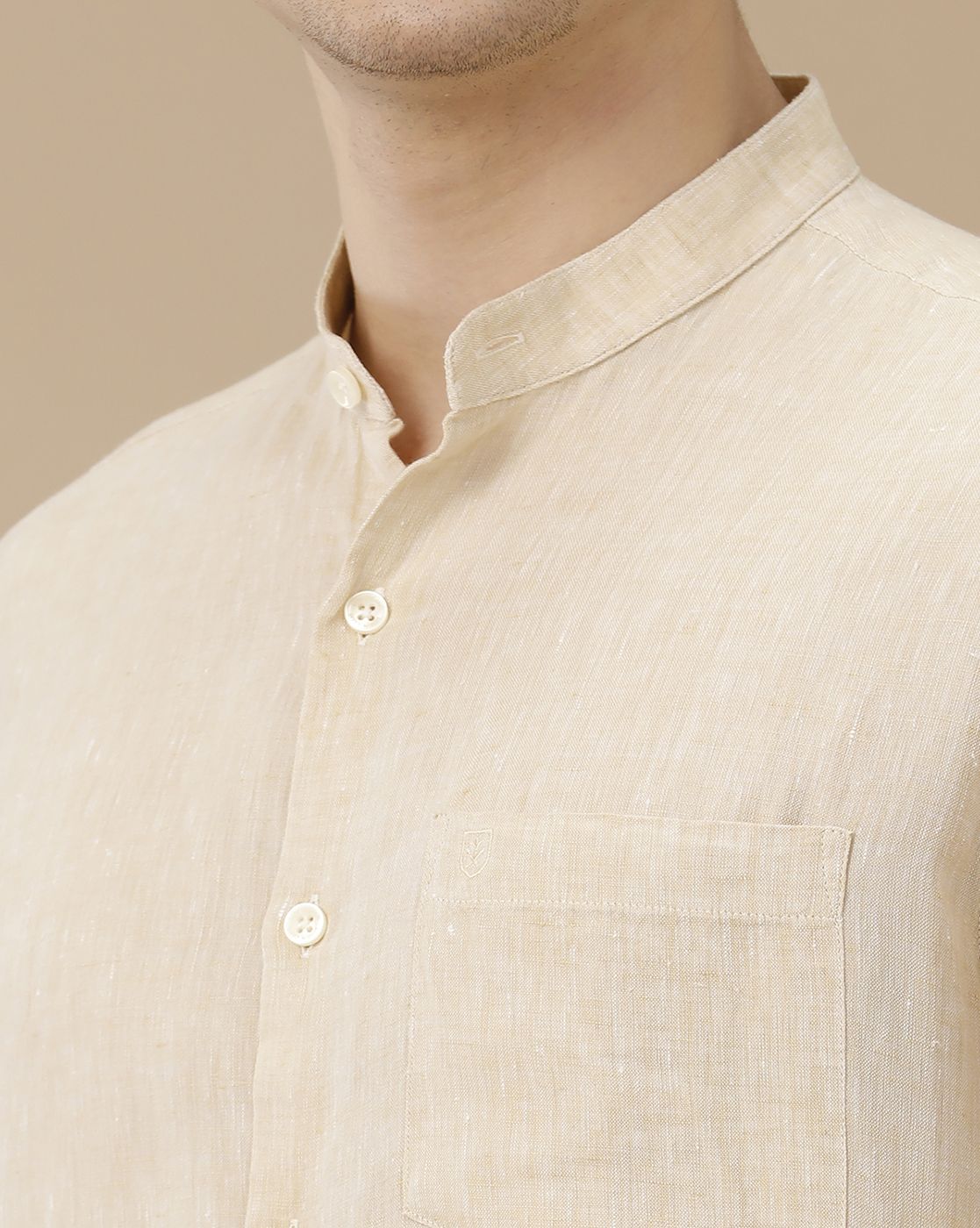 Men's Pure Linen Yellow Solid Contemporary Fit Full Sleeve Casual Shirt