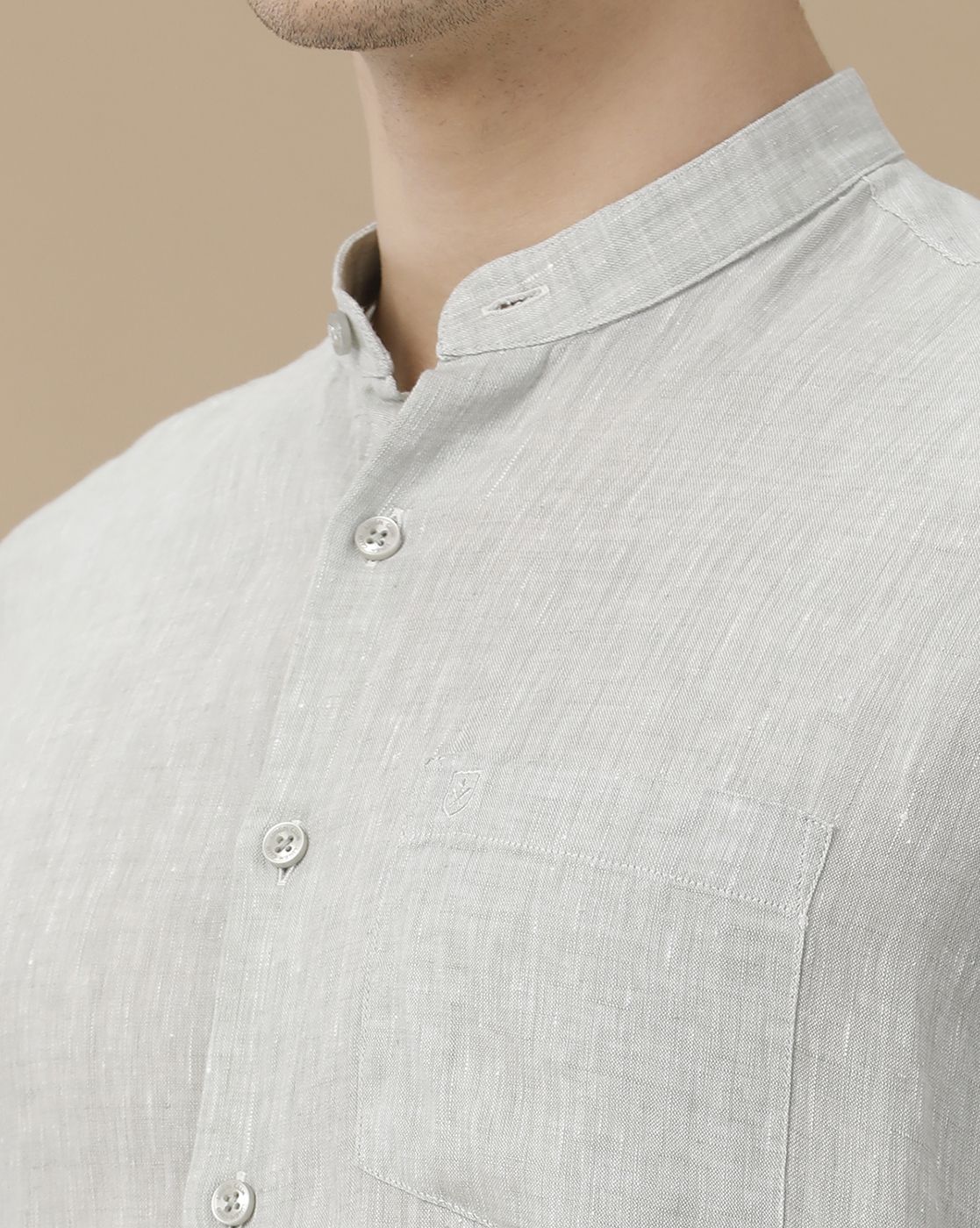 Men's Pure Linen Green Solid Contemporary Fit Full Sleeve Casual Shirt