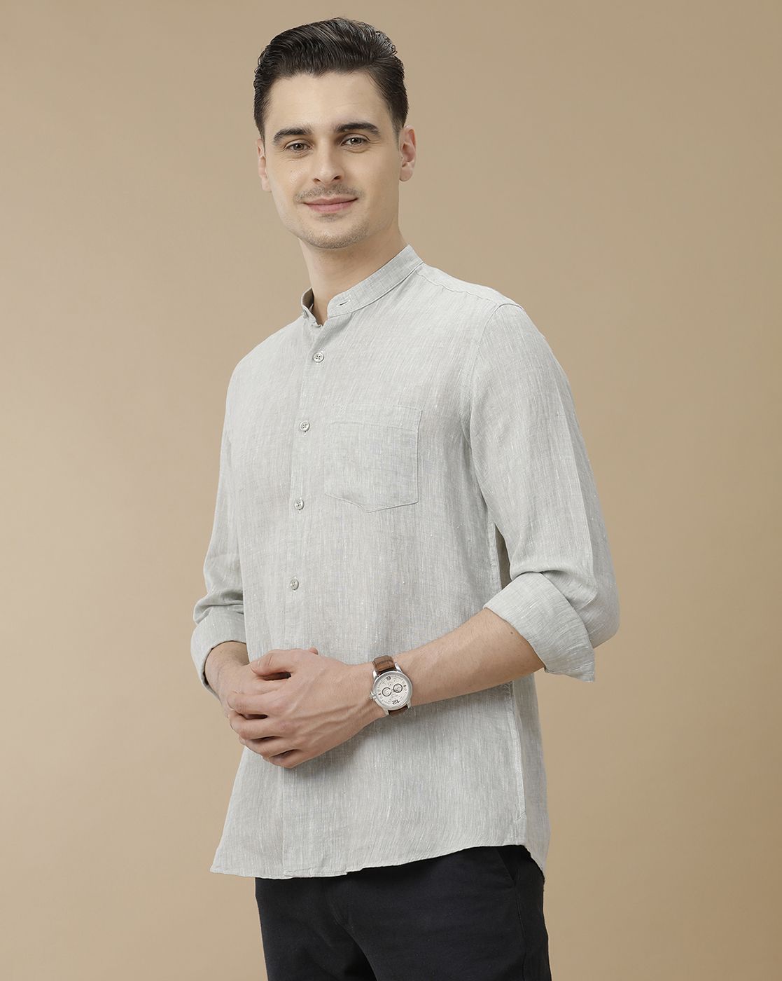 Men's Pure Linen Green Solid Contemporary Fit Full Sleeve Casual Shirt