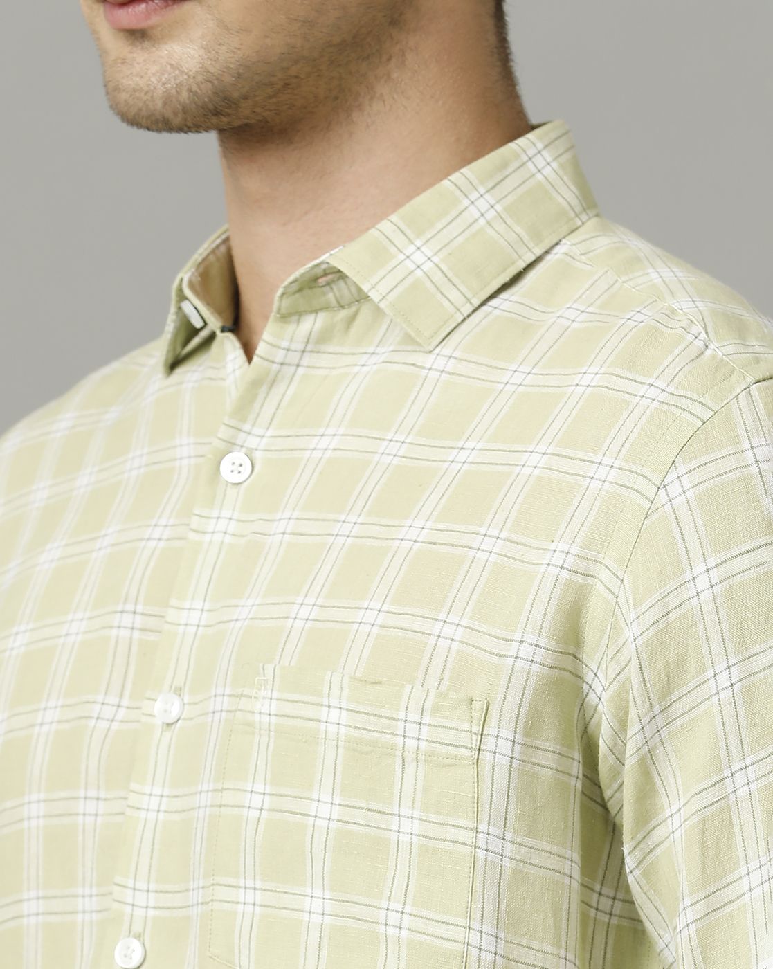 Men's Pure Linen Green Checked Contemporary Fit Full Sleeve Sleeve Casual Shirt