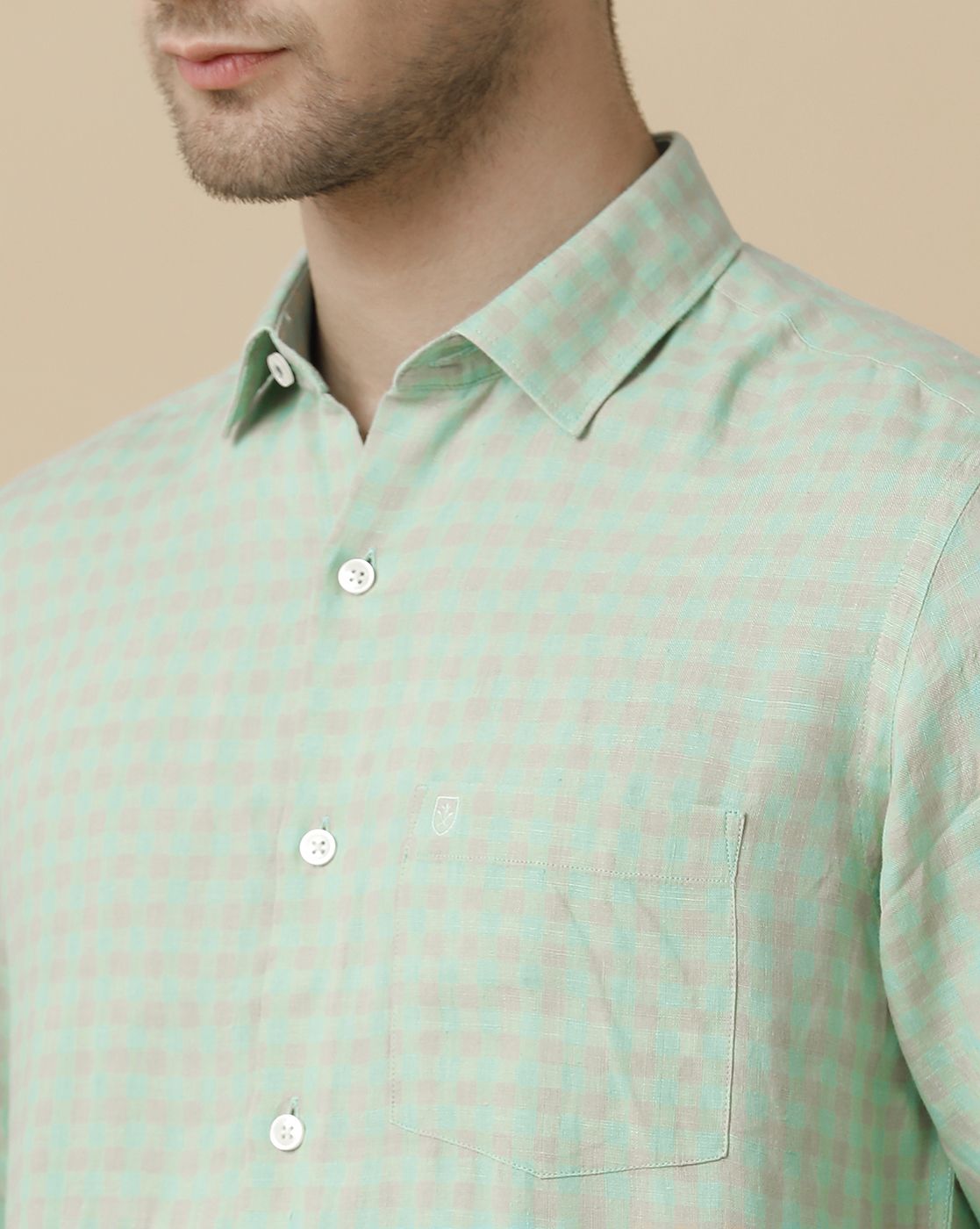 Men's Pure Linen Green Checked Contemporary Fit Full Sleeve Sleeve Casual Shirt