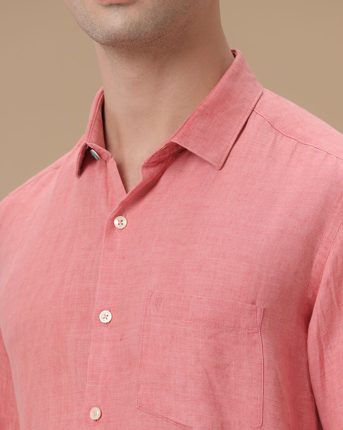 Men's Pure Linen Pink Checked Contemporary Fit Full Sleeve Casual Shirt