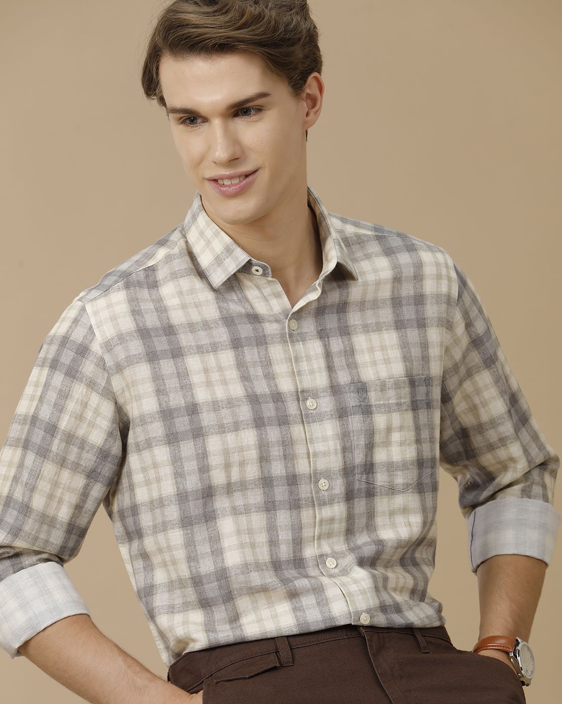 Men's Linen Rich Grey Checked Contemporary Fit Full Sleeve Casual Shirt