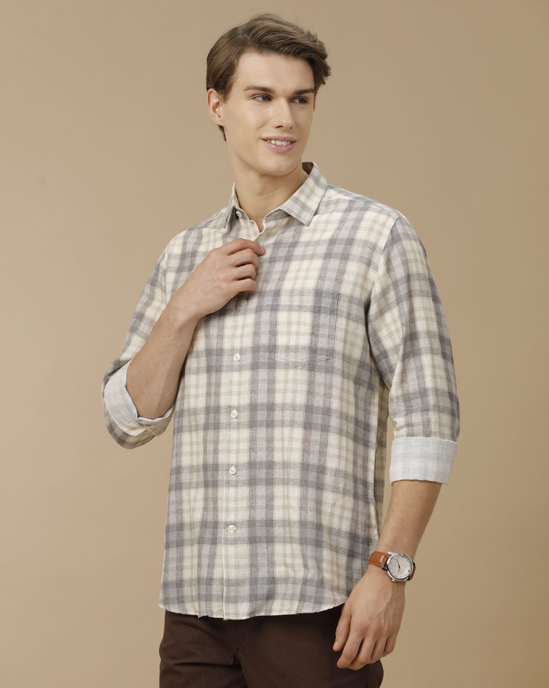 Men's Linen Rich Grey Checked Contemporary Fit Full Sleeve Casual Shirt
