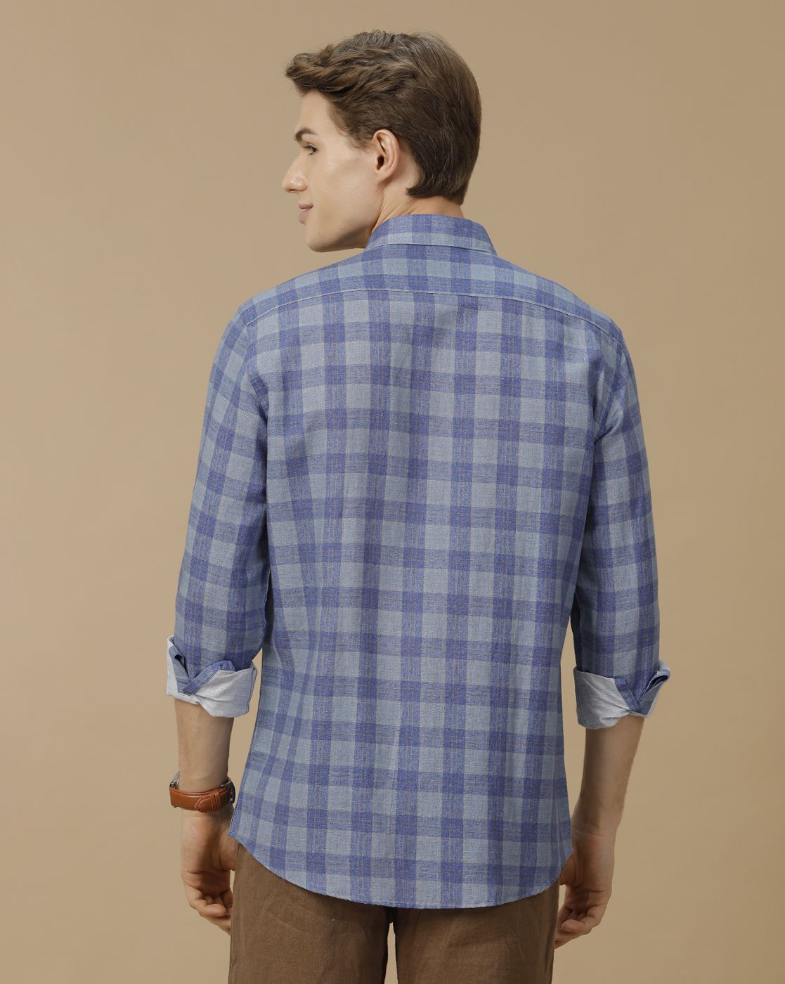 Men's Linen Rich Blue Checked Contemporary Fit Full Sleeve Casual Shirt