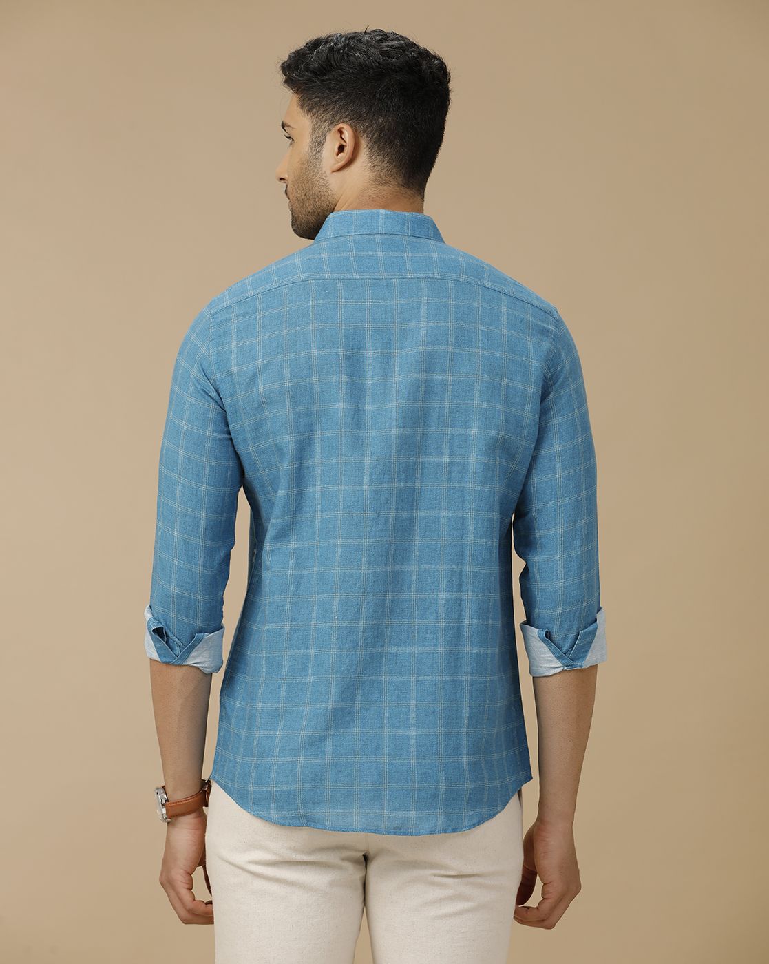 Men's Linen Rich Blue Checked Contemporary Fit Full Sleeve Casual Shirt