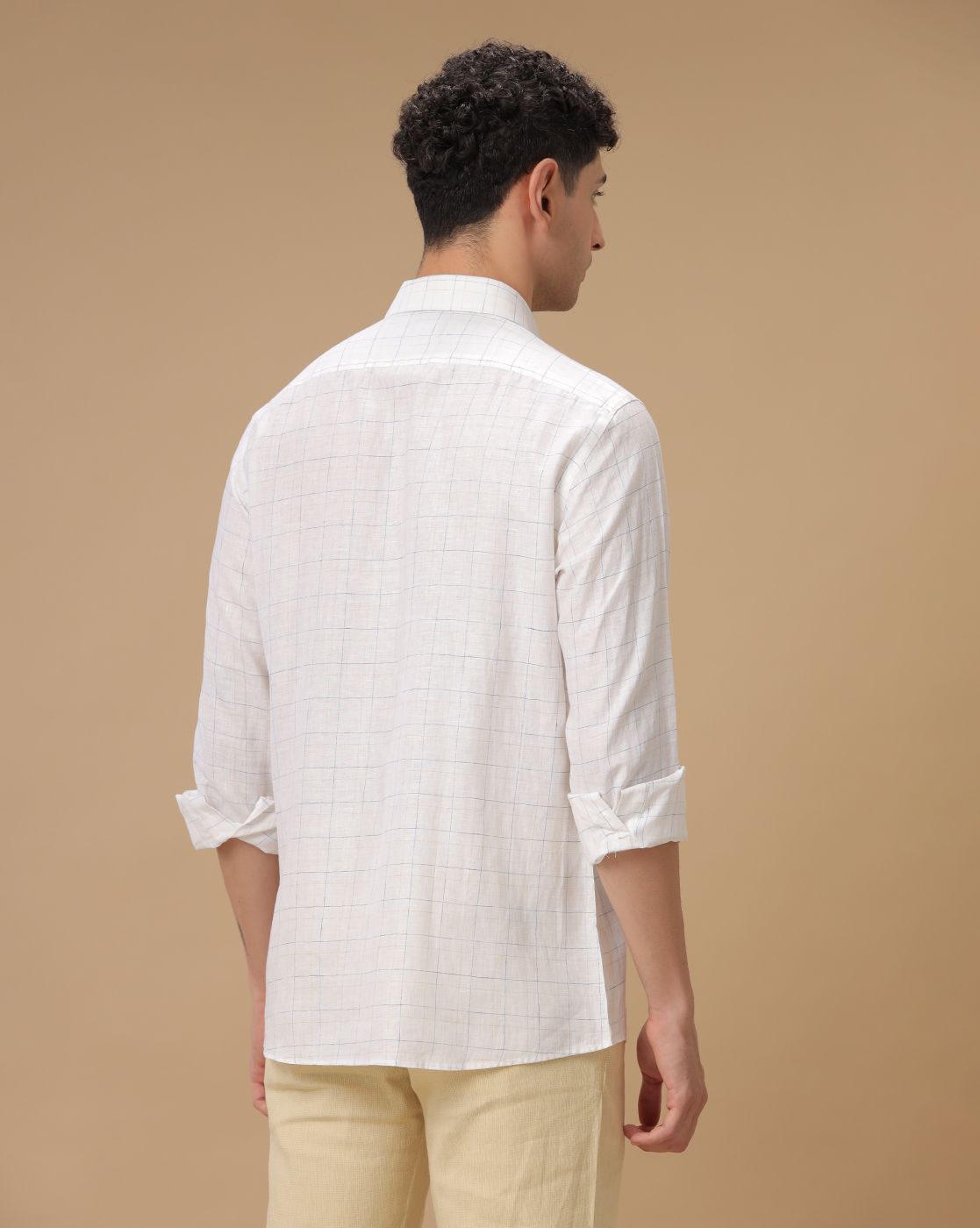 Men's Pure Linen White Checked Contemporary Fit Full Sleeve Casual Shirt