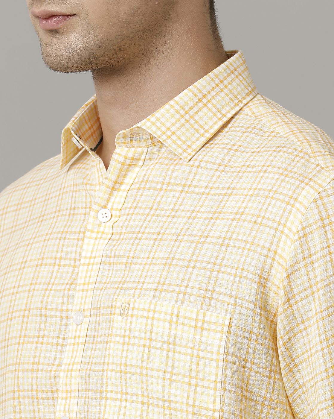 Men's Pure Linen Yellow Checked Contemporary Fit Full Sleeve Sleeve Casual Shirt