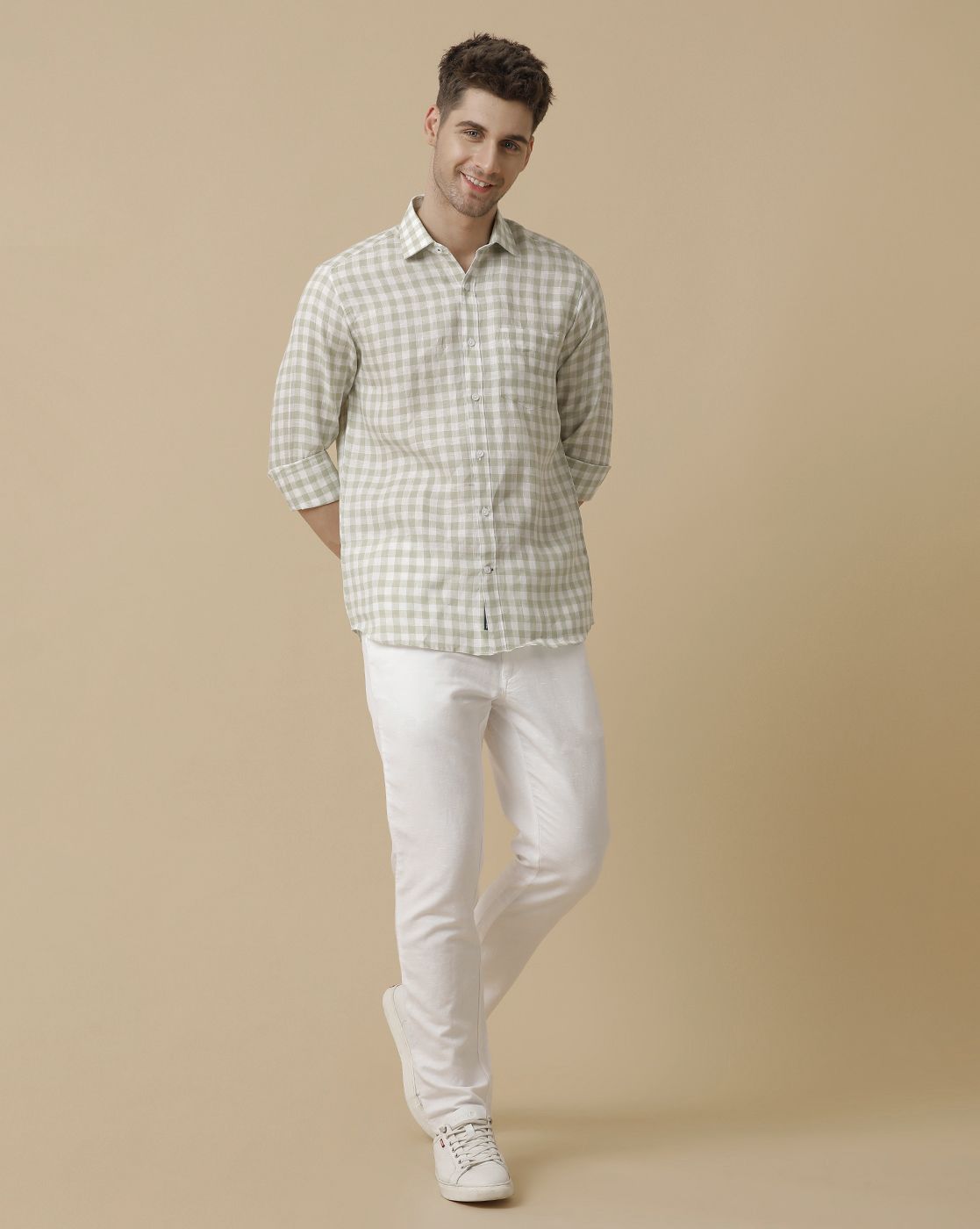 Men's Pure Linen Green Checked Contemporary Fit Full Sleeve Sleeve Casual Shirt