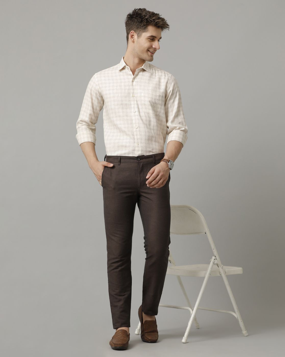 Men's Pure Linen Beige Checked Contemporary Fit Full Sleeve Sleeve Casual Shirt