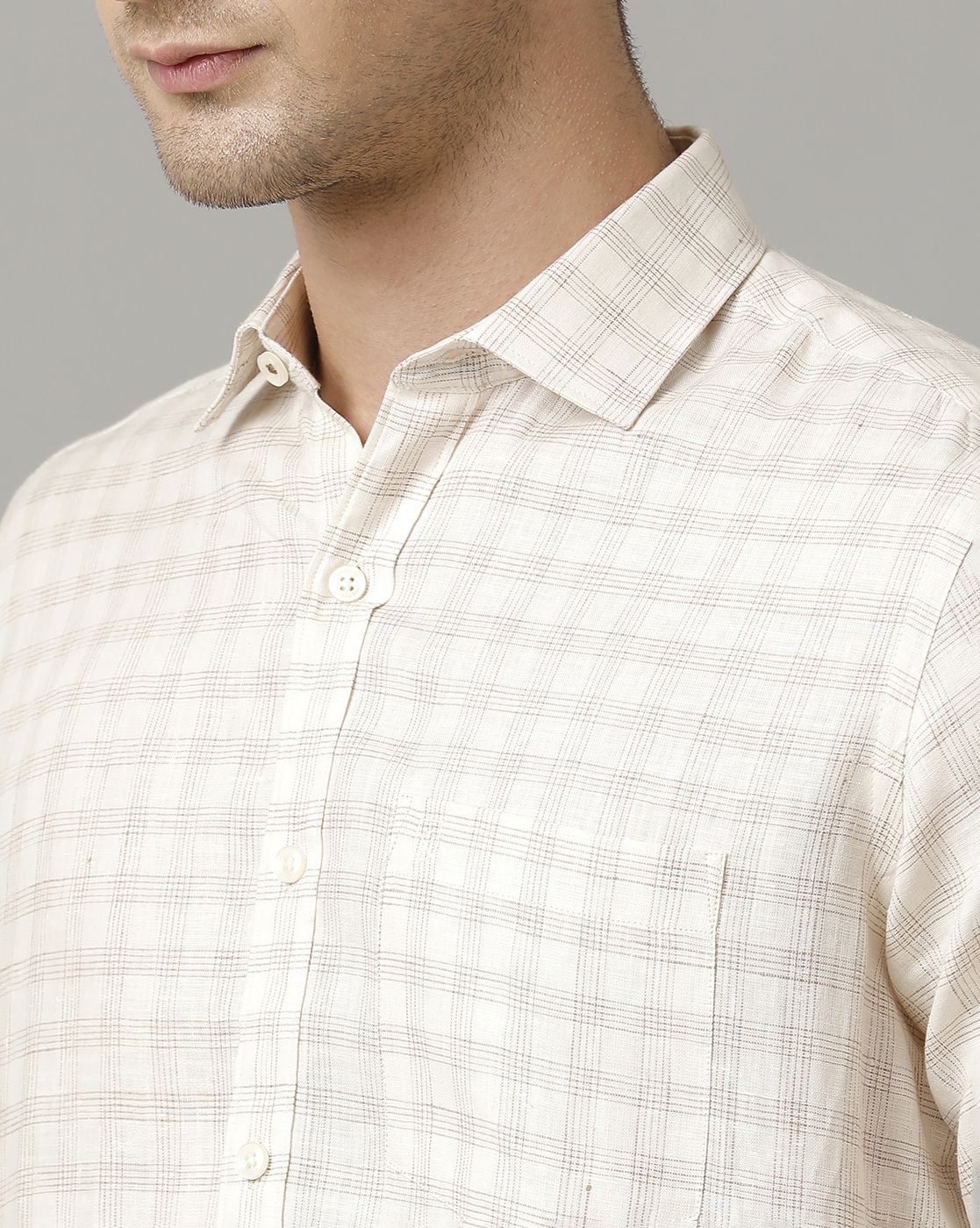 Men's Pure Linen Beige Checked Contemporary Fit Full Sleeve Sleeve Casual Shirt