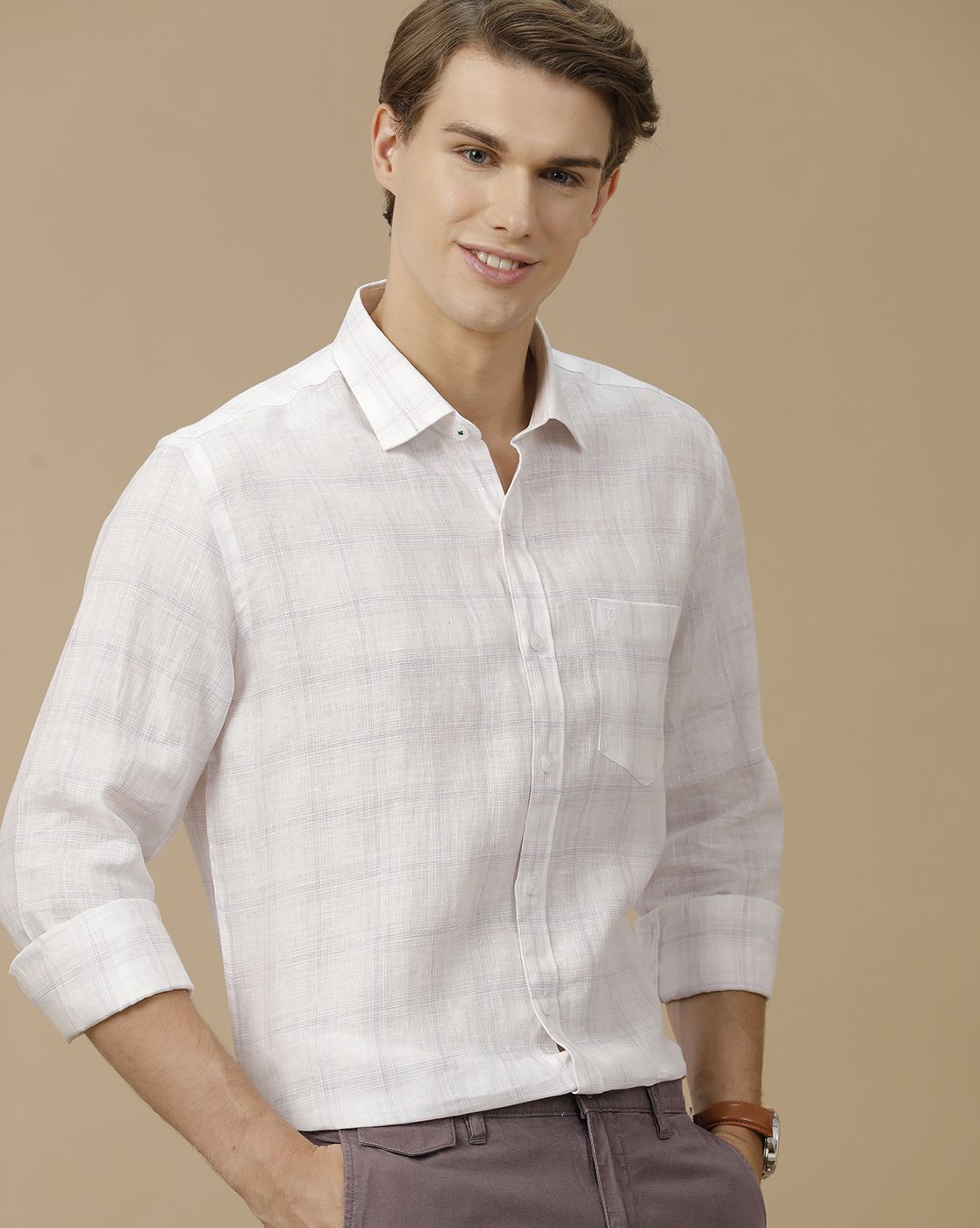 Men's Pure Linen White Checked Contemporary Fit Full Sleeve Casual Shirt