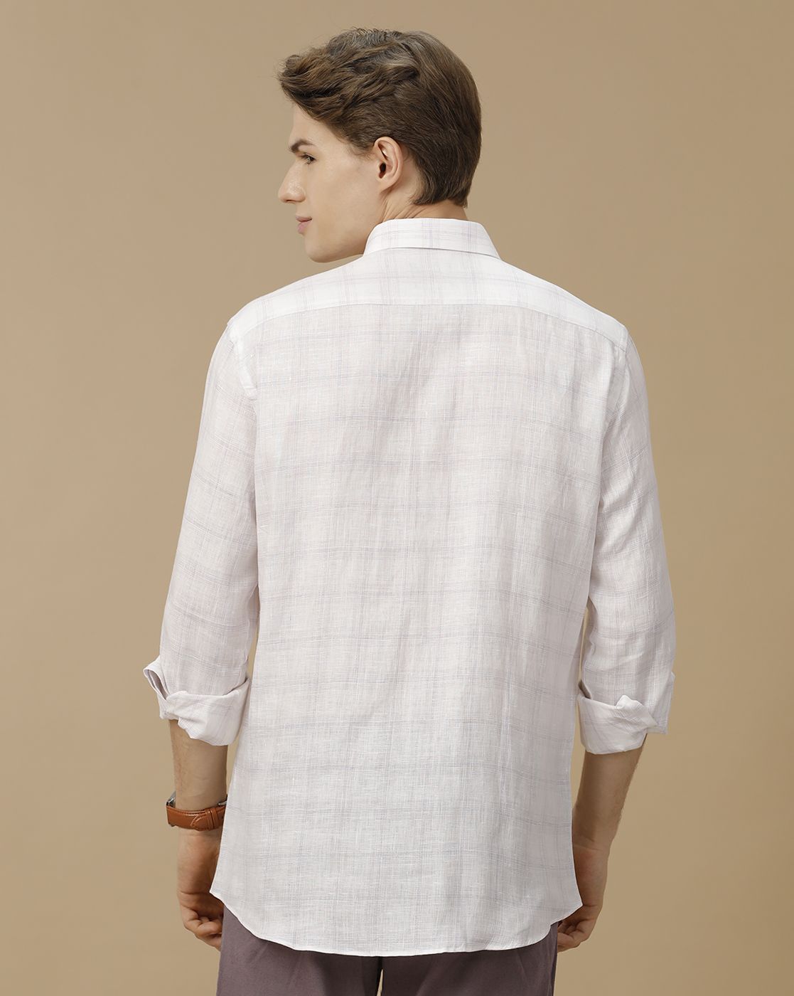 Men's Pure Linen White Checked Contemporary Fit Full Sleeve Casual Shirt
