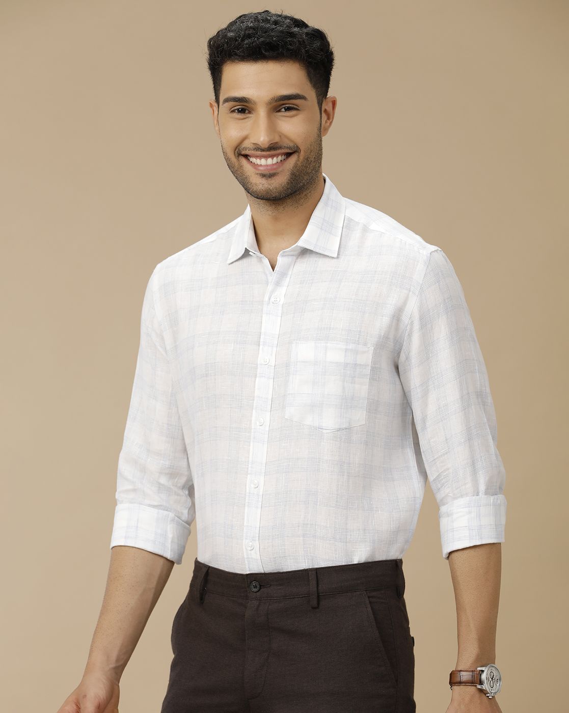 Men's Pure Linen White Checked Contemporary Fit Full Sleeve Casual Shirt Men's Pure Linen White Checked Contemporary Fit Full Sleeve Casual Shirt