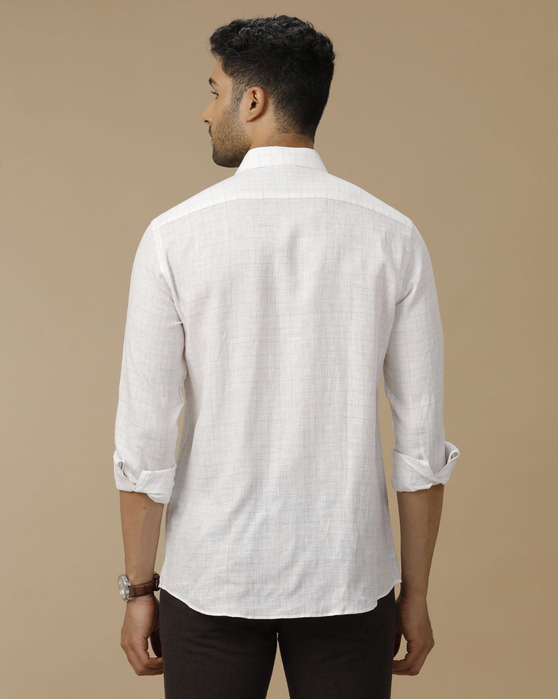 Men's Pure Linen White Checked Contemporary Fit Full Sleeve Casual Shirt