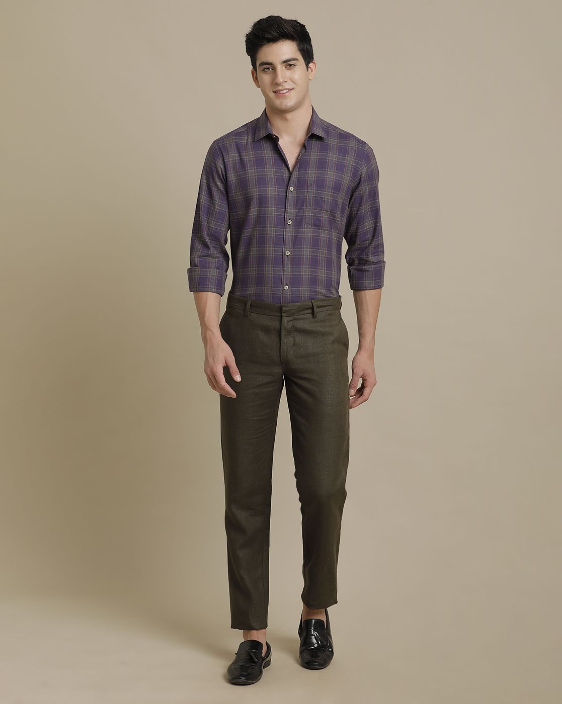 Men's Linen Rich Purple Checked Contemporary Fit Full Sleeve Sleeve Casual Shirt