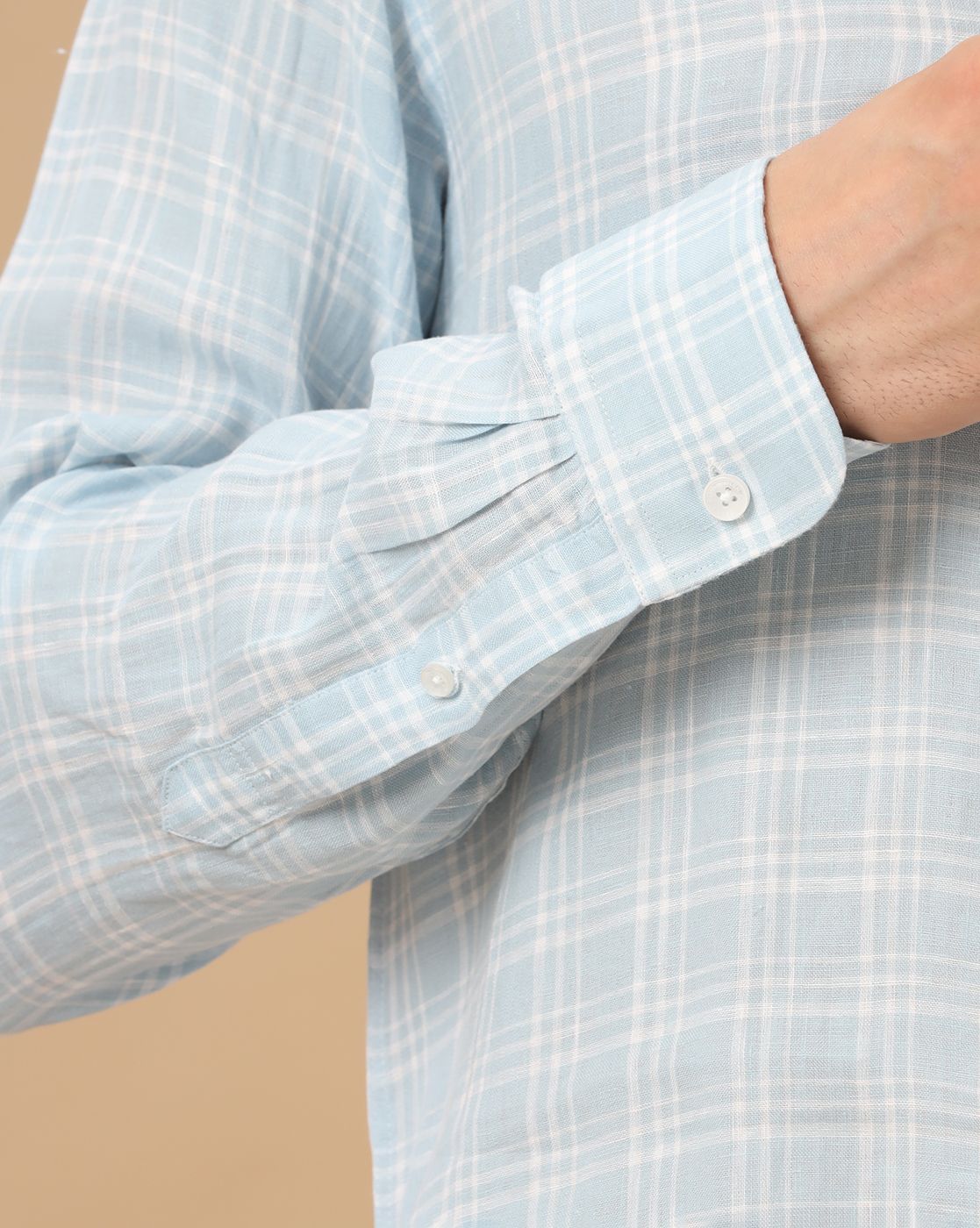 Men's Pure Linen Blue Checked Contemporary Fit Full Sleeve Casual Shirt