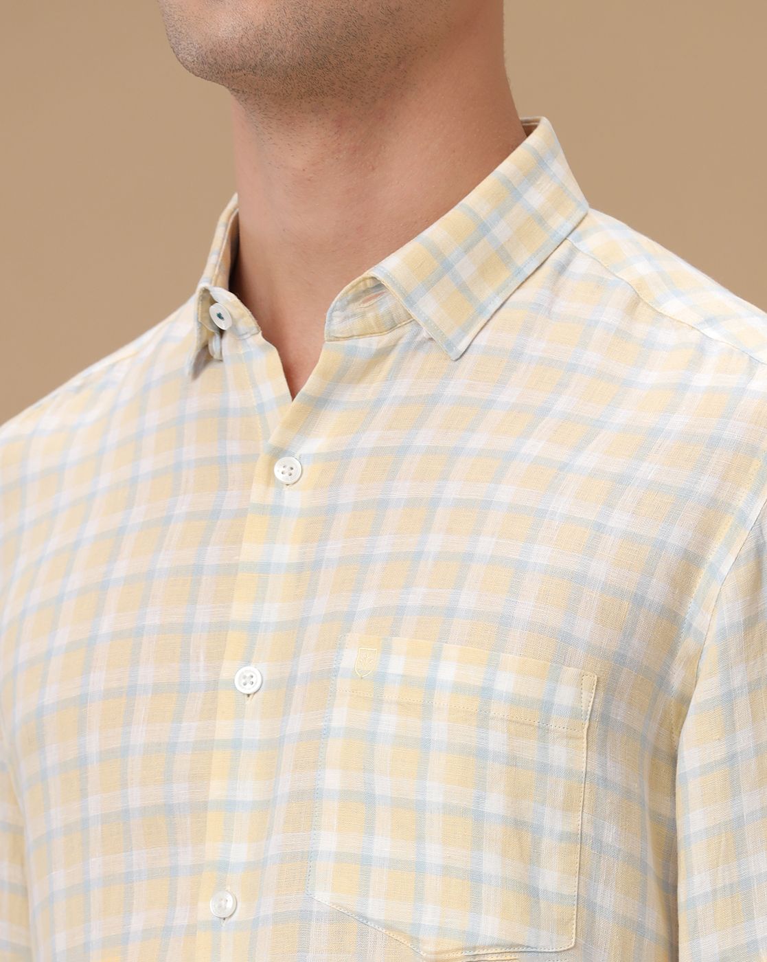 Men's Pure Linen Yellow Checked Contemporary Fit Full Sleeve Casual Shirt